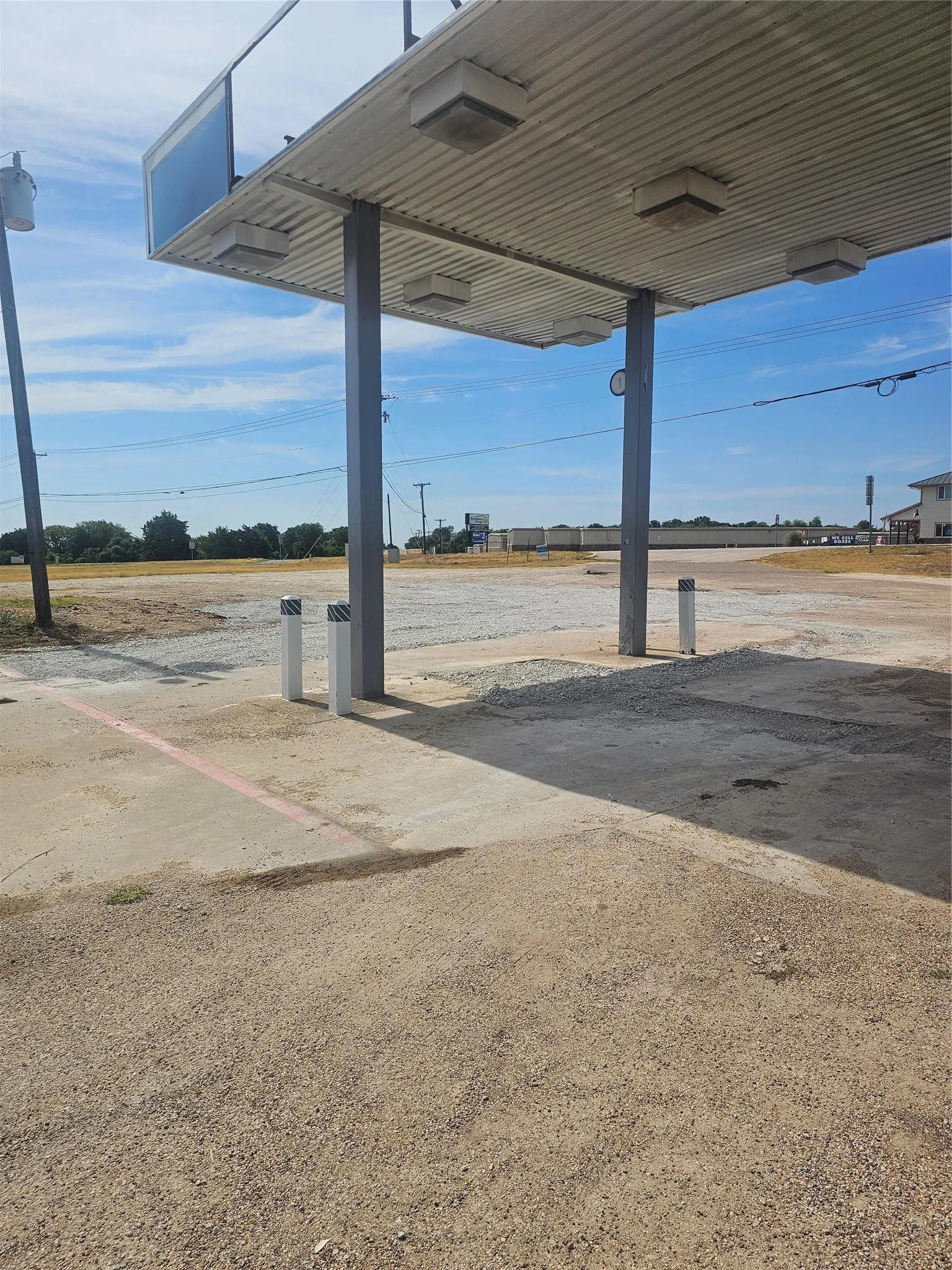 Retail For Sale in Mc Lennan County , 607 N Old Temple Road, Hewitt, Texas 76643, 0, 0, Garage spaces, 0 Sqft, built in 1970, Preowned, Price $629,000, mls#20411187, Real Estate Agent in Hewitt, Homes For Sale in Mc Lennan county, Homes For Sale in Hewitt, Realtor in Hewitt Texas, Real Estate Brokerage Independent Realty Texas, Luminita Cordes Realtor