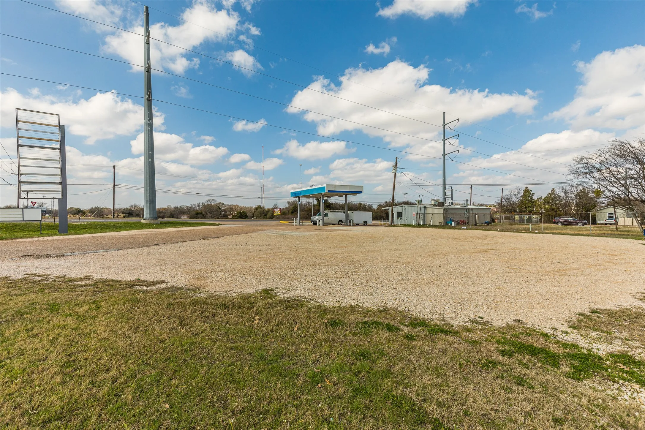 Retail For Sale in Mc Lennan County , 607 N Old Temple Road, Hewitt, Texas 76643, 0, 0, Garage spaces, 0 Sqft, built in 1970, Preowned, Price $629,000, mls#20411187, Real Estate Agent in Hewitt, Homes For Sale in Mc Lennan county, Homes For Sale in Hewitt, Realtor in Hewitt Texas, Real Estate Brokerage Independent Realty Texas, Luminita Cordes Realtor