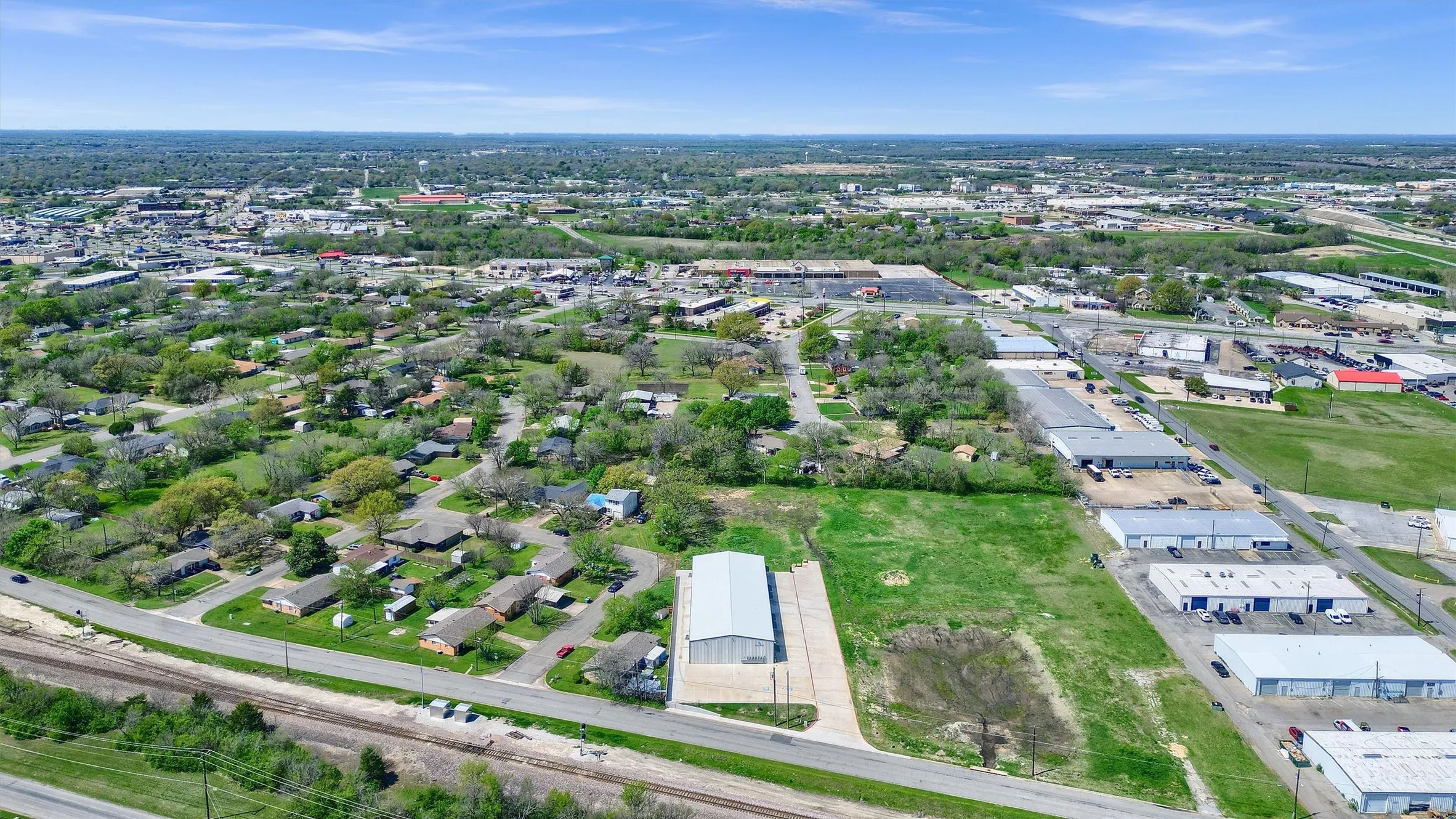 Warehouse For Rent in Grayson County , 2410 N Frisco Road, Sherman, Texas 75090, 0, 0, Garage spaces, 1,500 Sqft, built in 2023, New Construction - Complete, Price $1,500, mls#20380331, Real Estate Agent in Sherman, Homes For Rent in Grayson county, Homes For Rent in Sherman, Realtor in Sherman Texas, Real Estate Brokerage Independent Realty Texas, Luminita Cordes Realtor