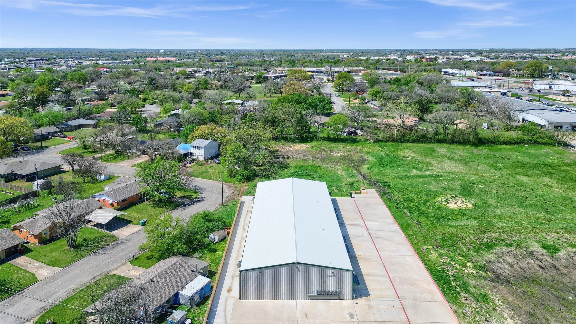 Warehouse For Rent in Grayson County , 2410 N Frisco Road, Sherman, Texas 75090, 0, 0, Garage spaces, 1,500 Sqft, built in 2023, New Construction - Complete, Price $1,500, mls#20380331, Real Estate Agent in Sherman, Homes For Rent in Grayson county, Homes For Rent in Sherman, Realtor in Sherman Texas, Real Estate Brokerage Independent Realty Texas, Luminita Cordes Realtor
