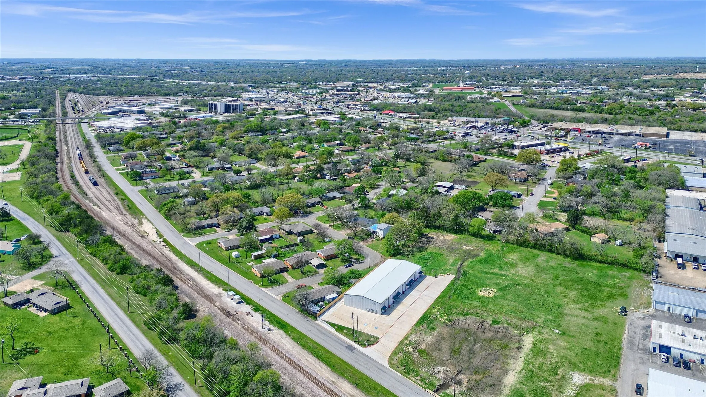 Warehouse For Rent in Grayson County , 2410 N Frisco Road, Sherman, Texas 75090, 0, 0, Garage spaces, 1,500 Sqft, built in 2023, New Construction - Complete, Price $1,500, mls#20380331, Real Estate Agent in Sherman, Homes For Rent in Grayson county, Homes For Rent in Sherman, Realtor in Sherman Texas, Real Estate Brokerage Independent Realty Texas, Luminita Cordes Realtor