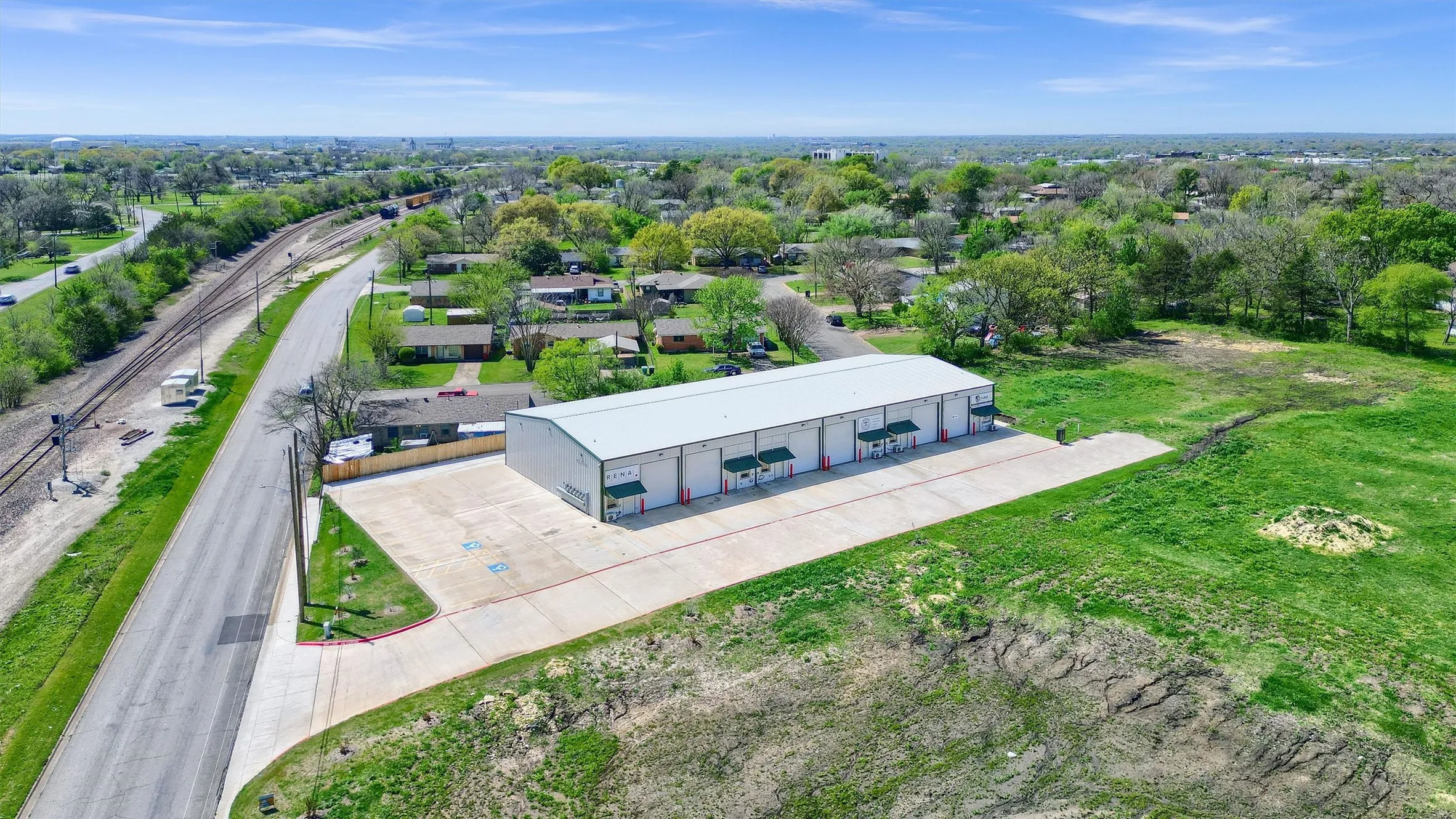 Warehouse For Rent in Grayson County , 2410 N Frisco Road, Sherman, Texas 75090, 0, 0, Garage spaces, 1,500 Sqft, built in 2023, New Construction - Complete, Price $1,500, mls#20380331, Real Estate Agent in Sherman, Homes For Rent in Grayson county, Homes For Rent in Sherman, Realtor in Sherman Texas, Real Estate Brokerage Independent Realty Texas, Luminita Cordes Realtor