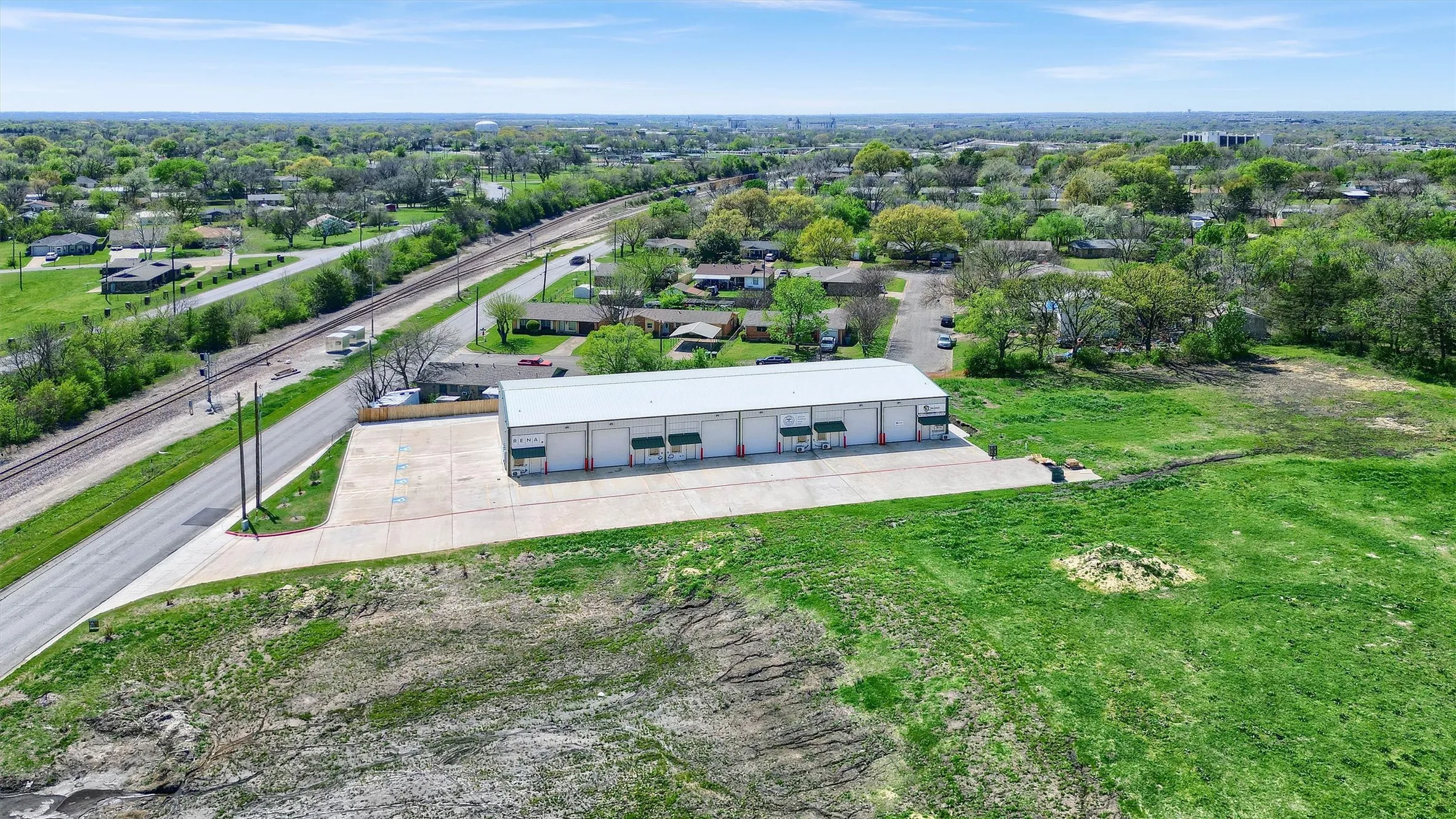 Warehouse For Rent in Grayson County , 2410 N Frisco Road, Sherman, Texas 75090, 0, 0, Garage spaces, 1,500 Sqft, built in 2023, New Construction - Complete, Price $1,500, mls#20380331, Real Estate Agent in Sherman, Homes For Rent in Grayson county, Homes For Rent in Sherman, Realtor in Sherman Texas, Real Estate Brokerage Independent Realty Texas, Luminita Cordes Realtor