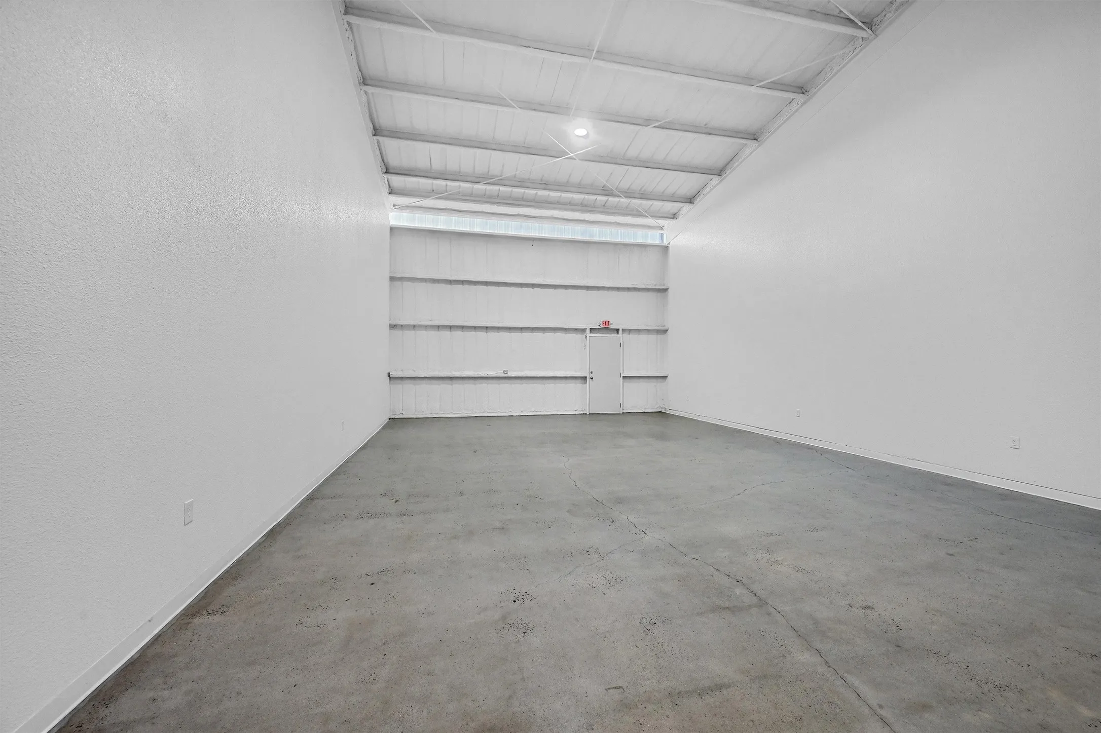 Warehouse For Rent in Grayson County , 2410 N Frisco Road, Sherman, Texas 75090, 0, 0, Garage spaces, 1,500 Sqft, built in 2023, New Construction - Complete, Price $1,500, mls#20380331, Real Estate Agent in Sherman, Homes For Rent in Grayson county, Homes For Rent in Sherman, Realtor in Sherman Texas, Real Estate Brokerage Independent Realty Texas, Luminita Cordes Realtor