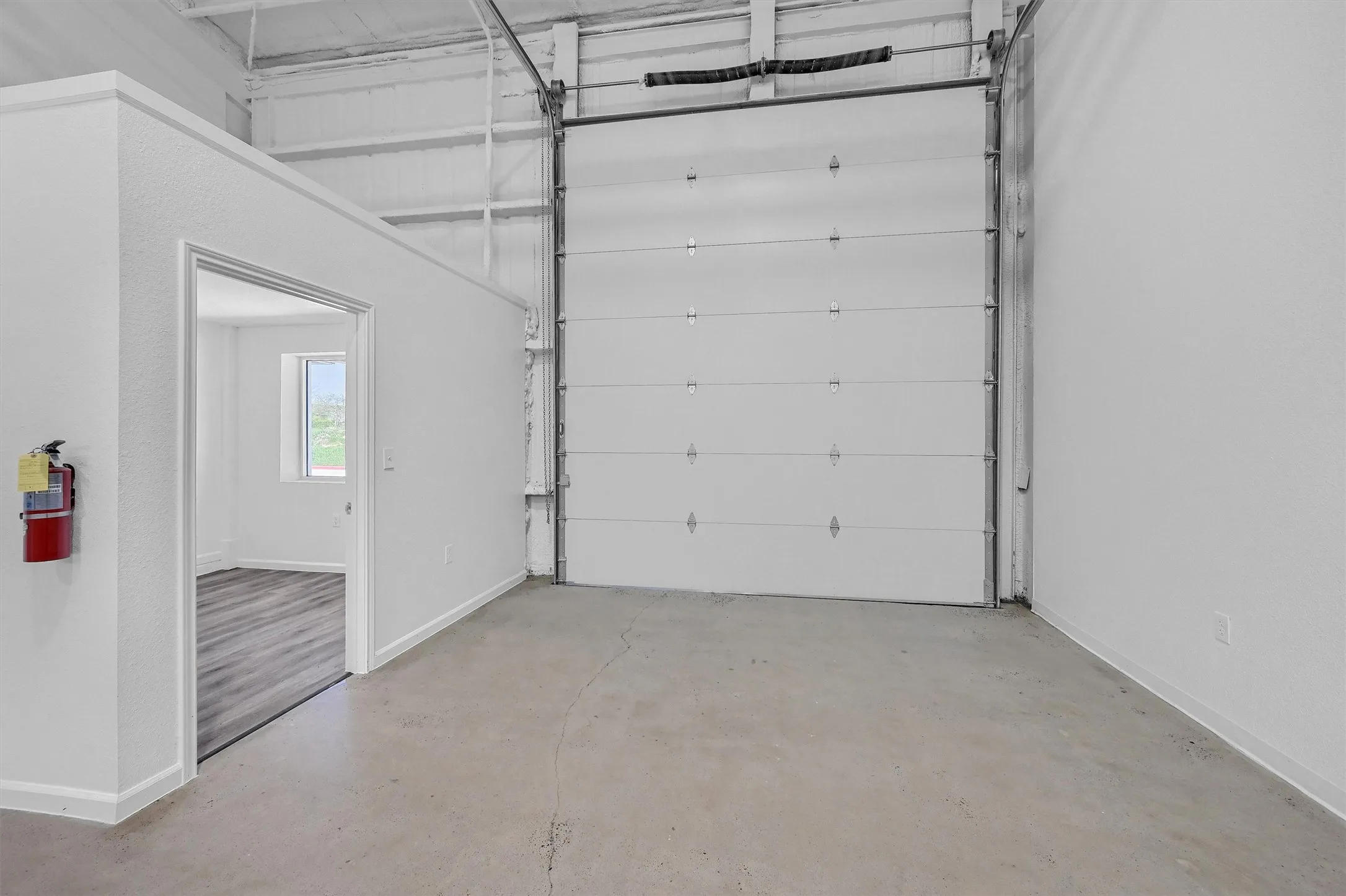 Warehouse For Rent in Grayson County , 2410 N Frisco Road, Sherman, Texas 75090, 0, 0, Garage spaces, 1,500 Sqft, built in 2023, New Construction - Complete, Price $1,500, mls#20380331, Real Estate Agent in Sherman, Homes For Rent in Grayson county, Homes For Rent in Sherman, Realtor in Sherman Texas, Real Estate Brokerage Independent Realty Texas, Luminita Cordes Realtor