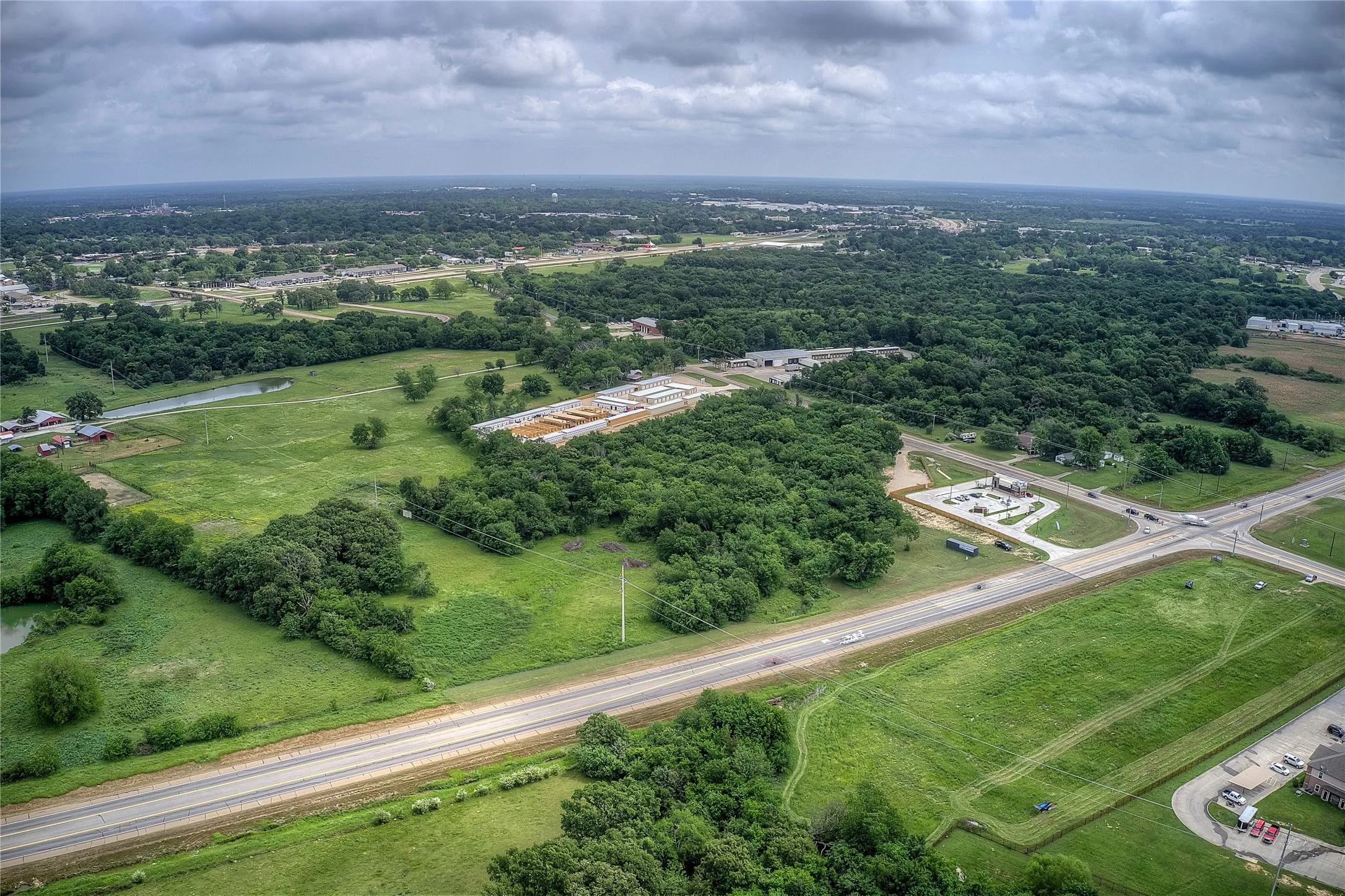 Birds eye view of property
