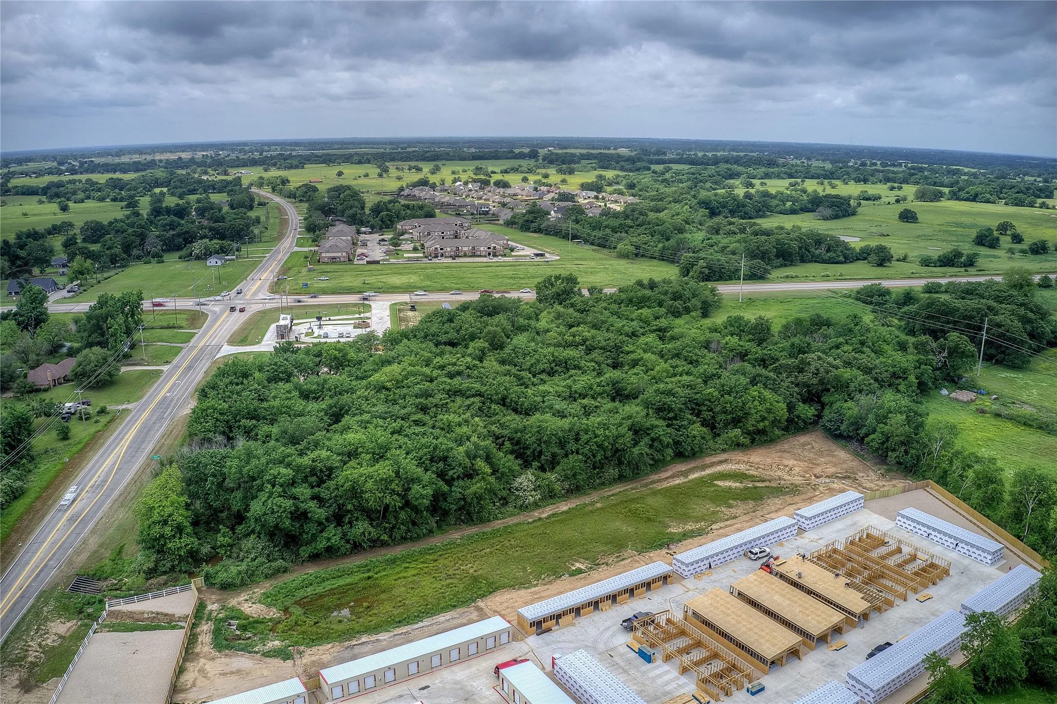 Birds eye view of property
