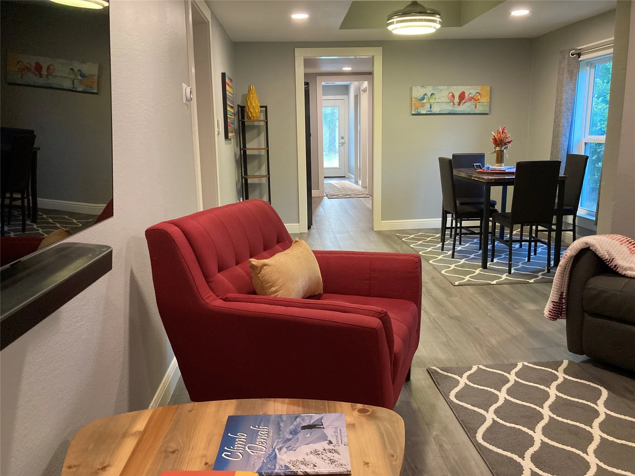 Single Family Residence For Rent in Tarrant County , 936 Jean Street, Grapevine, Texas 76051, 3 Bedroom, 2 Bathroom, Garage spaces, 1,350 Sqft, built in 1950, mls#20429271, Real Estate Agent in Grapevine, Homes For Rent in Tarrant county, Homes For Rent in Grapevine, Realtor in Grapevine Texas, Real Estate Brokerage Independent Realty Texas, Luminita Cordes Realtor