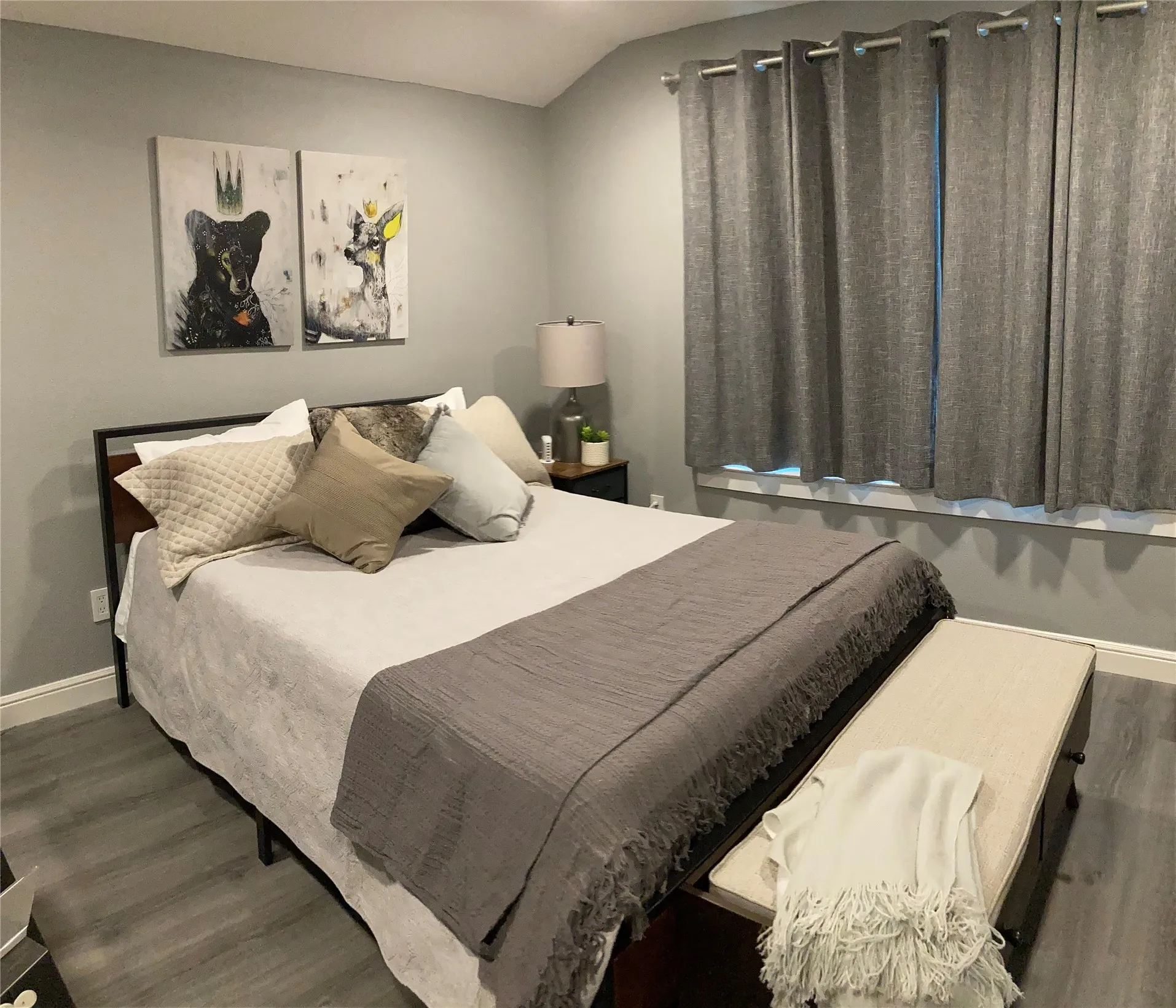 Single Family Residence For Rent in Tarrant County , 936 Jean Street, Grapevine, Texas 76051, 3 Bedroom, 2 Bathroom, Garage spaces, 1,350 Sqft, built in 1950, mls#20429271, Real Estate Agent in Grapevine, Homes For Rent in Tarrant county, Homes For Rent in Grapevine, Realtor in Grapevine Texas, Real Estate Brokerage Independent Realty Texas, Luminita Cordes Realtor