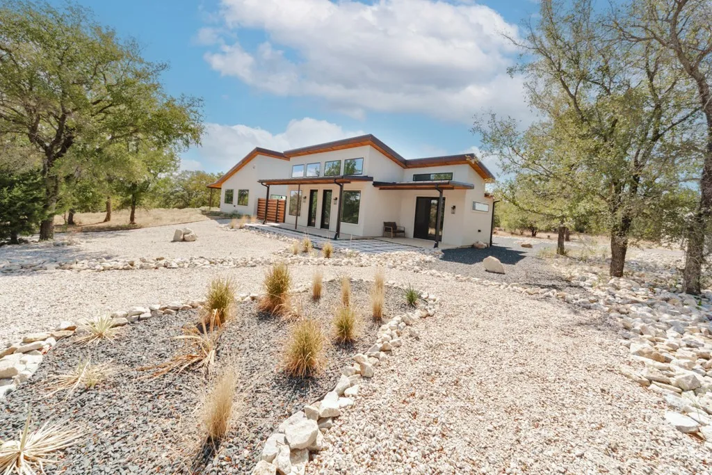Single Family Residence For Sale in Wise County , 135 Demonbreun Court, Chico, Texas 76431, 5 Bedroom, 6 Bathroom, Garage spaces, 2,807 Sqft, built in 2022, Preowned, mls#20432940, Real Estate Agent in Chico, Homes For Sale in Wise county, Homes For Sale in Chico, Realtor in Chico Texas, Real Estate Brokerage Independent Realty Texas, Luminita Cordes Realtor