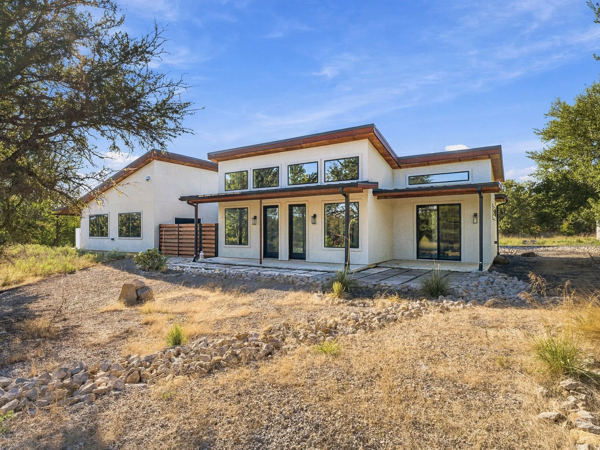Single Family Residence For Sale in Wise County , 135 Demonbreun Court, Chico, Texas 76431, 5 Bedroom, 6 Bathroom, Garage spaces, 2,807 Sqft, built in 2022, Preowned, mls#20432940, Real Estate Agent in Chico, Homes For Sale in Wise county, Homes For Sale in Chico, Realtor in Chico Texas, Real Estate Brokerage Independent Realty Texas, Luminita Cordes Realtor