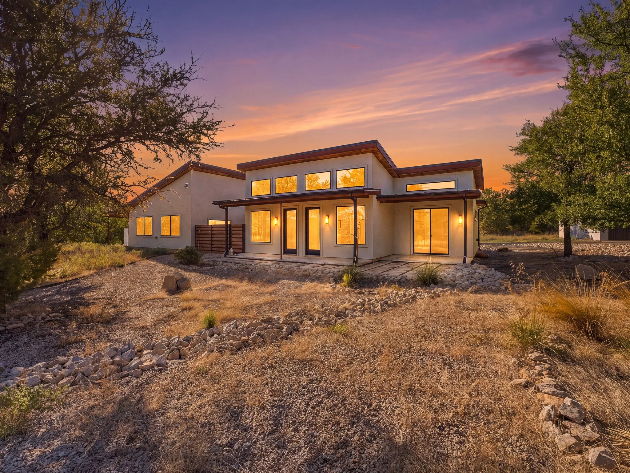 Single Family Residence For Sale in Wise County , 135 Demonbreun Court, Chico, Texas 76431, 5 Bedroom, 6 Bathroom, Garage spaces, 2,807 Sqft, built in 2022, Preowned, mls#20432940, Real Estate Agent in Chico, Homes For Sale in Wise county, Homes For Sale in Chico, Realtor in Chico Texas, Real Estate Brokerage Independent Realty Texas, Luminita Cordes Realtor