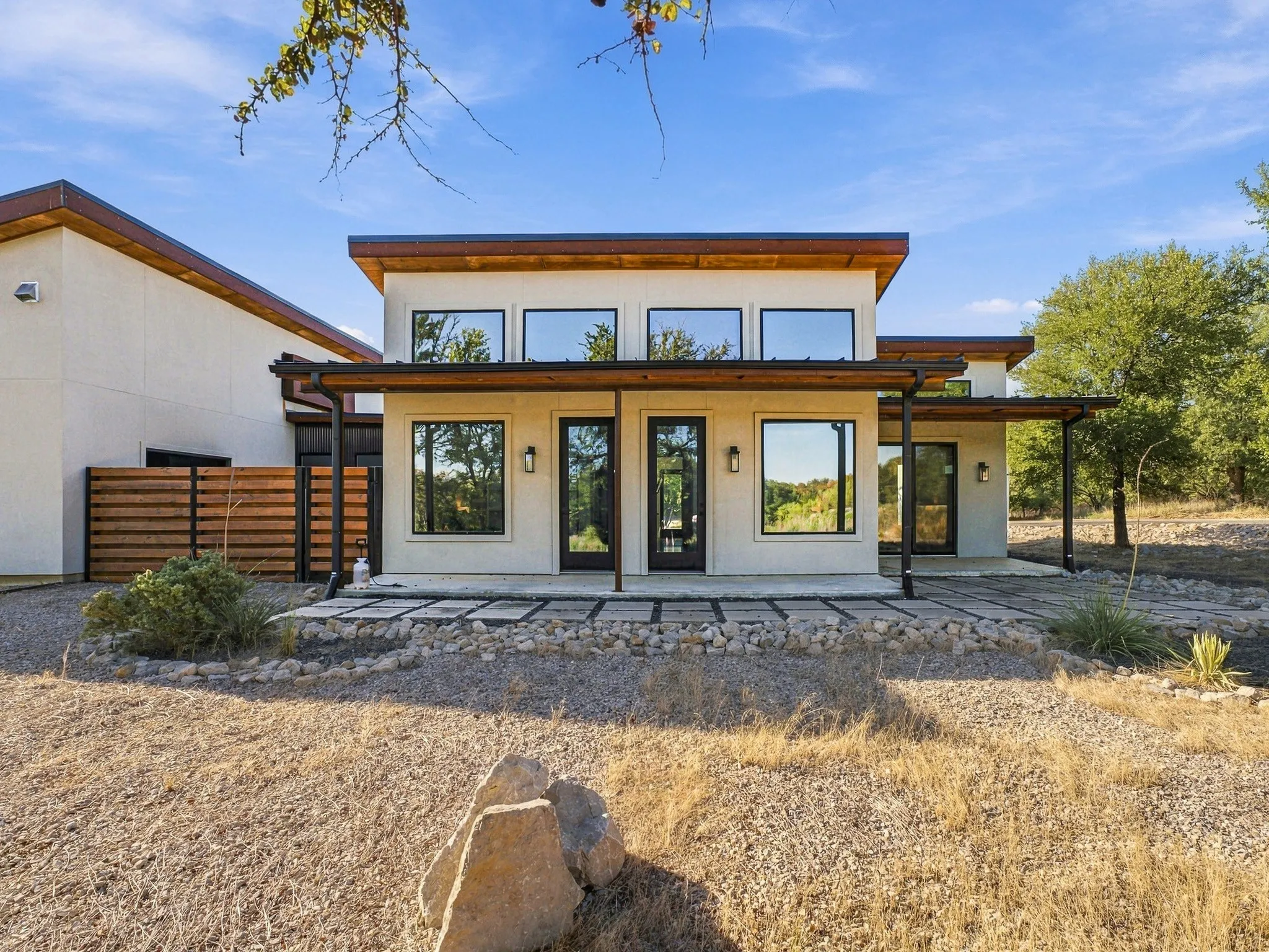 Single Family Residence For Sale in Wise County , 135 Demonbreun Court, Chico, Texas 76431, 5 Bedroom, 6 Bathroom, Garage spaces, 2,807 Sqft, built in 2022, Preowned, mls#20432940, Real Estate Agent in Chico, Homes For Sale in Wise county, Homes For Sale in Chico, Realtor in Chico Texas, Real Estate Brokerage Independent Realty Texas, Luminita Cordes Realtor