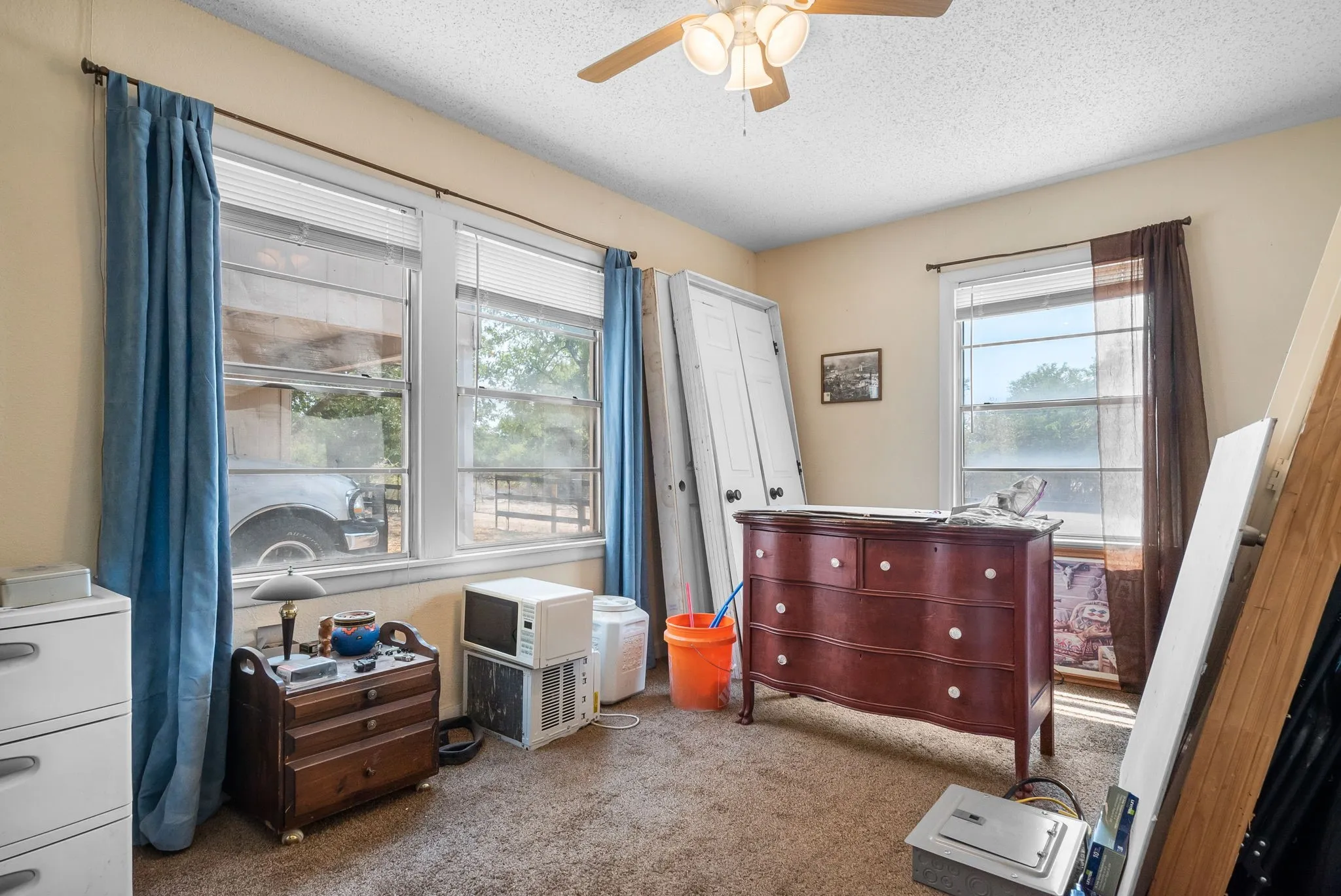 Single Family Residence For Sale in Parker County , 12125 Fm 920, Weatherford, Texas 76088, 2 Bedrooms, 1 Bathroom, Garage spaces, 896 Sqft, built in 1995, Price $285,000, mls#20419878, Real Estate Agent in Weatherford, Homes For Sale in Parker county, Homes For Sale in Weatherford, Realtor in Weatherford Texas, Real Estate Brokerage Independent Realty Texas, Luminita Cordes Realtor