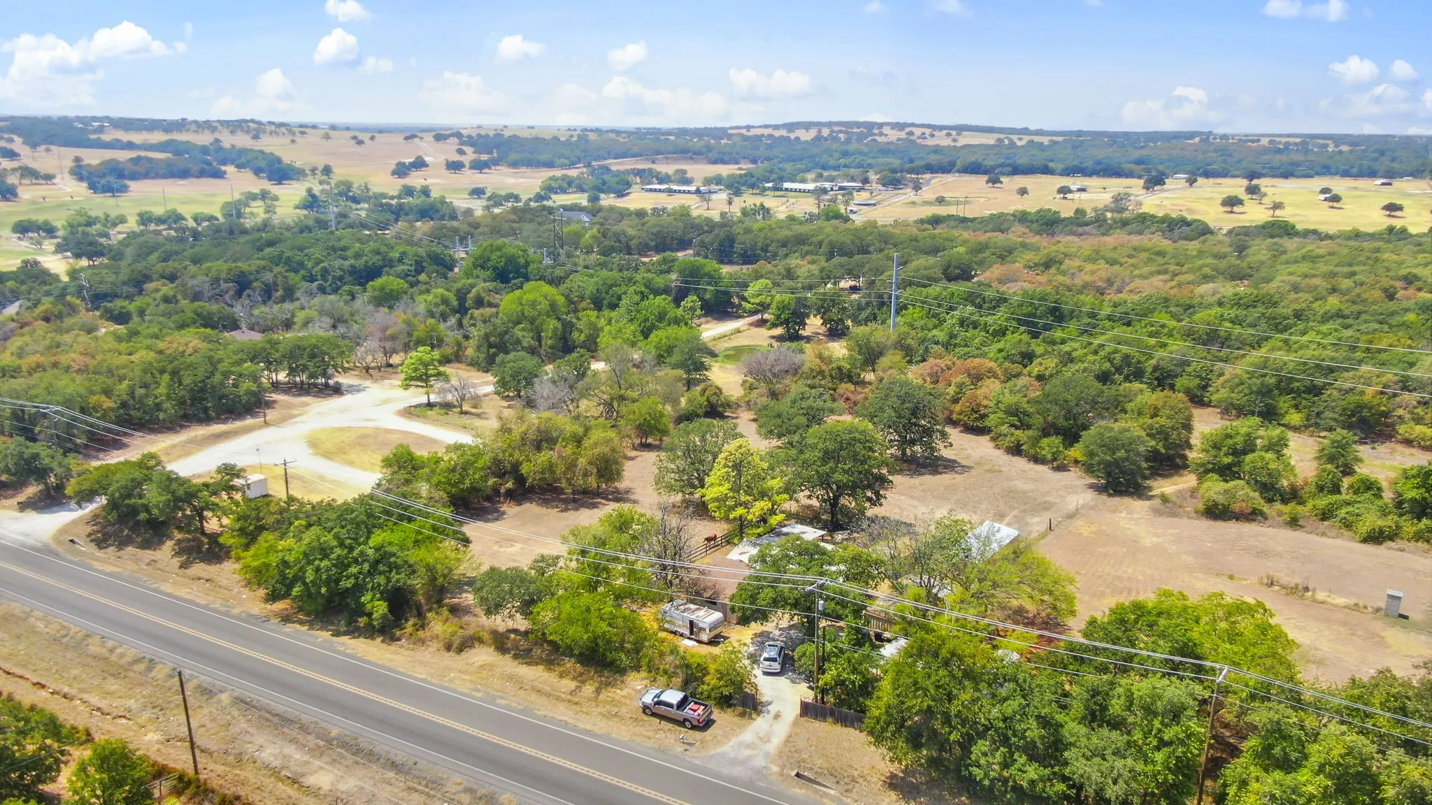 Single Family Residence For Sale in Parker County , 12125 Fm 920, Weatherford, Texas 76088, 2 Bedrooms, 1 Bathroom, Garage spaces, 896 Sqft, built in 1995, Price $285,000, mls#20419878, Real Estate Agent in Weatherford, Homes For Sale in Parker county, Homes For Sale in Weatherford, Realtor in Weatherford Texas, Real Estate Brokerage Independent Realty Texas, Luminita Cordes Realtor