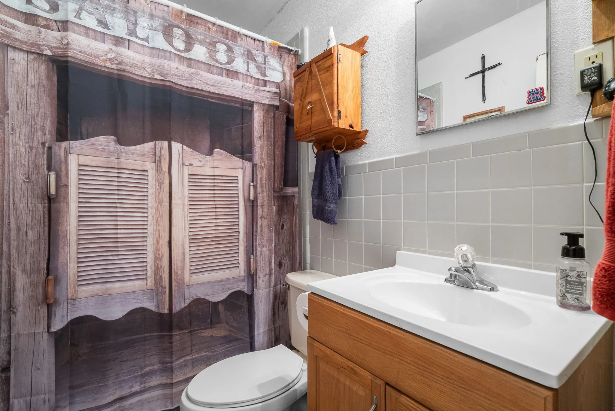 Single Family Residence For Sale in Parker County , 12125 Fm 920, Weatherford, Texas 76088, 2 Bedrooms, 1 Bathroom, Garage spaces, 896 Sqft, built in 1995, Price $285,000, mls#20419878, Real Estate Agent in Weatherford, Homes For Sale in Parker county, Homes For Sale in Weatherford, Realtor in Weatherford Texas, Real Estate Brokerage Independent Realty Texas, Luminita Cordes Realtor