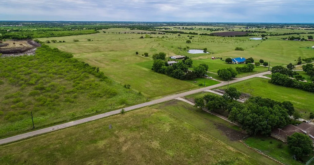 Unimproved Land For Sale in Ellis County , 225 Valek Road, Ennis, Texas 75119, 0, 0, Garage spaces, 0 Sqft, built in 1950, mls#20473233, Real Estate Agent in Ennis, Homes For Sale in Ellis county, Homes For Sale in Ennis, Realtor in Ennis Texas, Real Estate Brokerage Independent Realty Texas, Luminita Cordes Realtor
