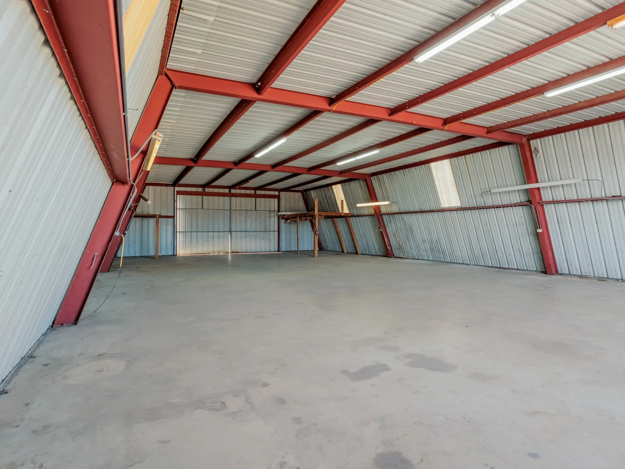 2,736 sq ft per CAD