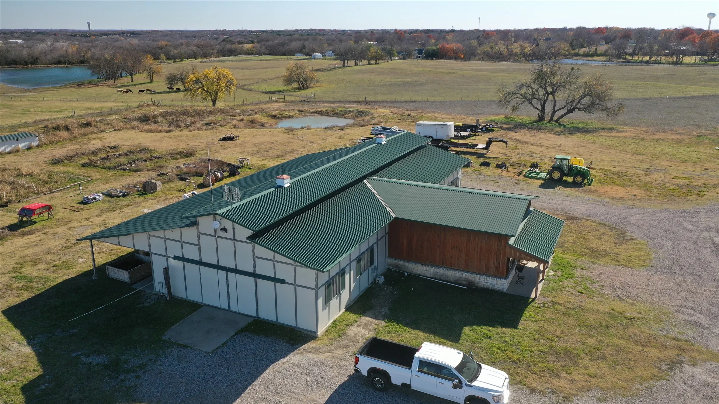 Warehouse For Sale in Grayson County , 1253 N HILL Street N, Van Alstyne, Texas 75495, 0, 0, Garage spaces, 4,008 Sqft, built in 2002, Preowned, mls#20492571, Real Estate Agent in Van Alstyne, Homes For Sale in Grayson county, Homes For Sale in Van Alstyne, Realtor in Van Alstyne Texas, Real Estate Brokerage Independent Realty Texas, Luminita Cordes Realtor