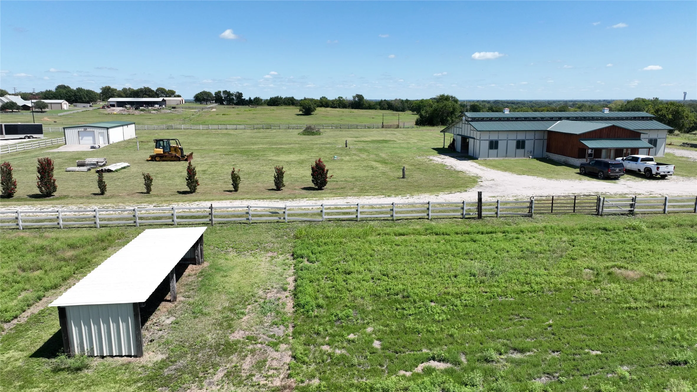 Warehouse For Sale in Grayson County , 1253 N HILL Street N, Van Alstyne, Texas 75495, 0, 0, Garage spaces, 4,008 Sqft, built in 2002, Preowned, mls#20492571, Real Estate Agent in Van Alstyne, Homes For Sale in Grayson county, Homes For Sale in Van Alstyne, Realtor in Van Alstyne Texas, Real Estate Brokerage Independent Realty Texas, Luminita Cordes Realtor