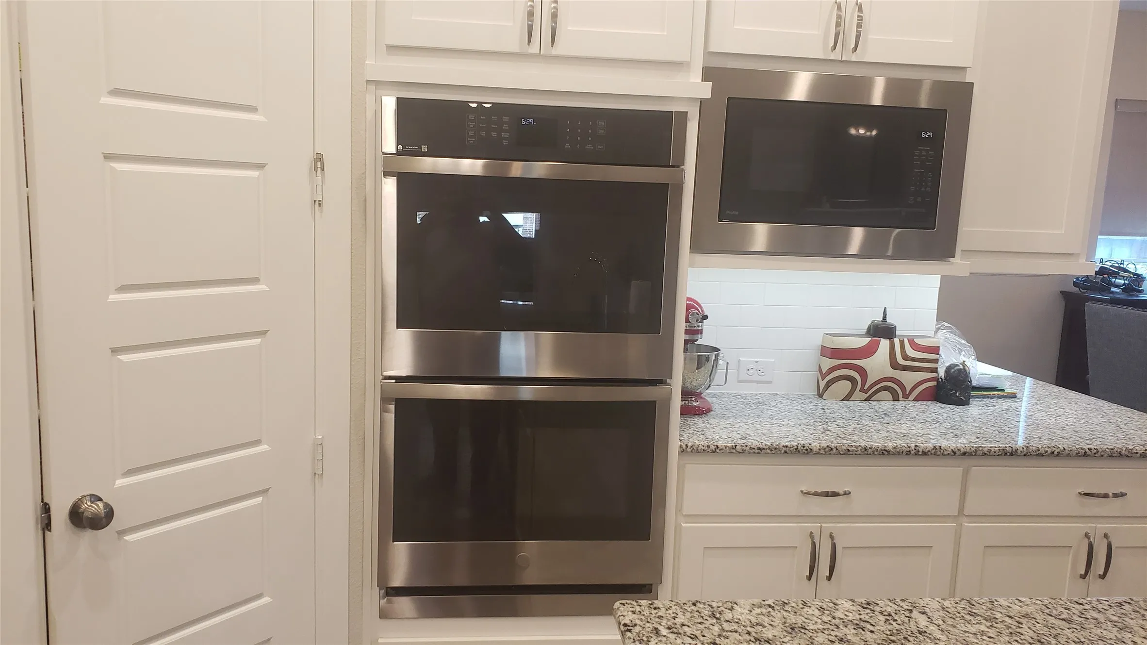 Double oven with built in microwave