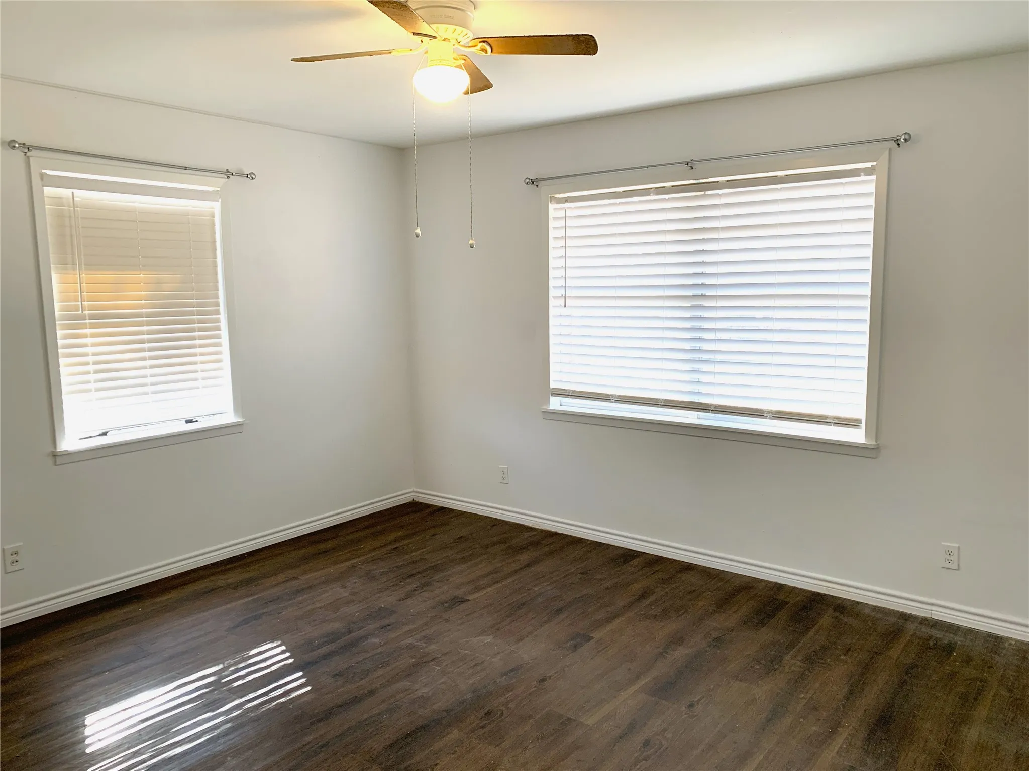 Single Family Residence For Sale in Henderson County , 10142 FM 773, Murchison, Texas 75778, 2 Bedroom, 2 Bathroom, Garage spaces, 1,154 Sqft, built in 0, Price $465,000, mls#20507544, Real Estate Agent in Murchison, Homes For Sale in Henderson county, Homes For Sale in Murchison, Realtor in Murchison Texas, Real Estate Brokerage Independent Realty Texas, Luminita Cordes Realtor
