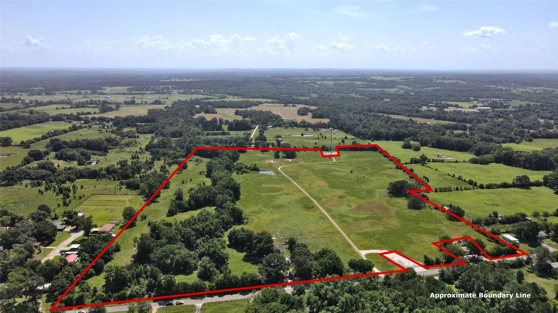 Single Family Residence For Sale in Henderson County , 10142 FM 773, Murchison, Texas 75778, 2 Bedroom, 2 Bathroom, Garage spaces, 1,154 Sqft, built in 0, Price $465,000, mls#20507544, Real Estate Agent in Murchison, Homes For Sale in Henderson county, Homes For Sale in Murchison, Realtor in Murchison Texas, Real Estate Brokerage Independent Realty Texas, Luminita Cordes Realtor