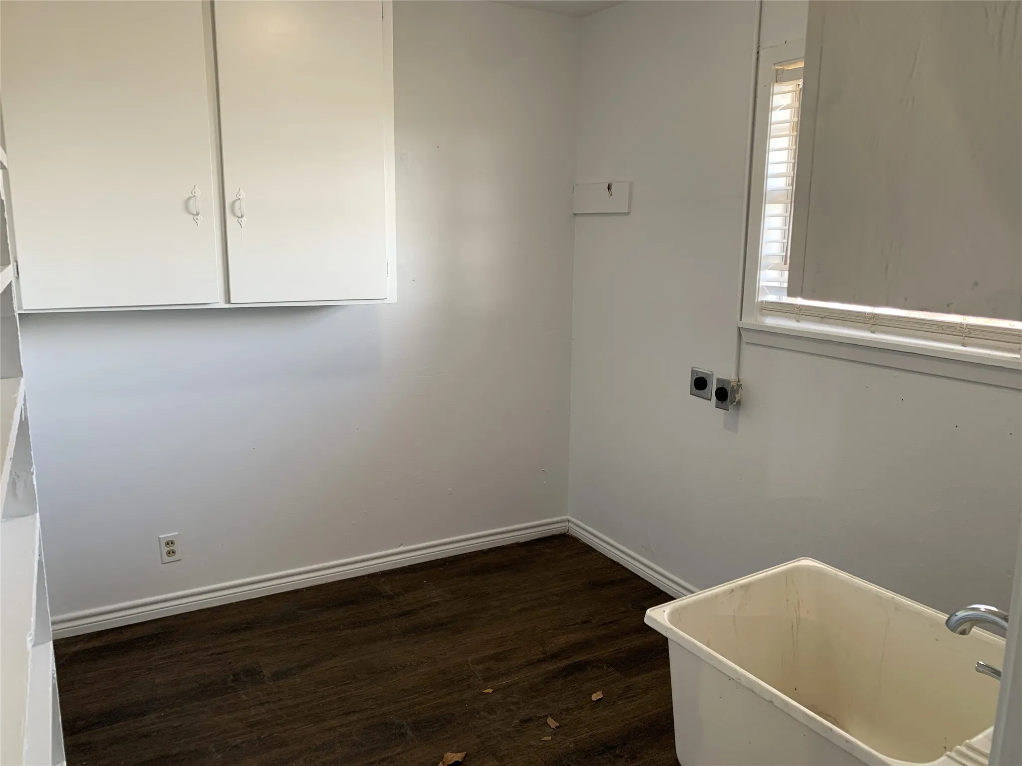 Single Family Residence For Sale in Henderson County , 10142 FM 773, Murchison, Texas 75778, 2 Bedroom, 2 Bathroom, Garage spaces, 1,154 Sqft, built in 0, Price $465,000, mls#20507544, Real Estate Agent in Murchison, Homes For Sale in Henderson county, Homes For Sale in Murchison, Realtor in Murchison Texas, Real Estate Brokerage Independent Realty Texas, Luminita Cordes Realtor