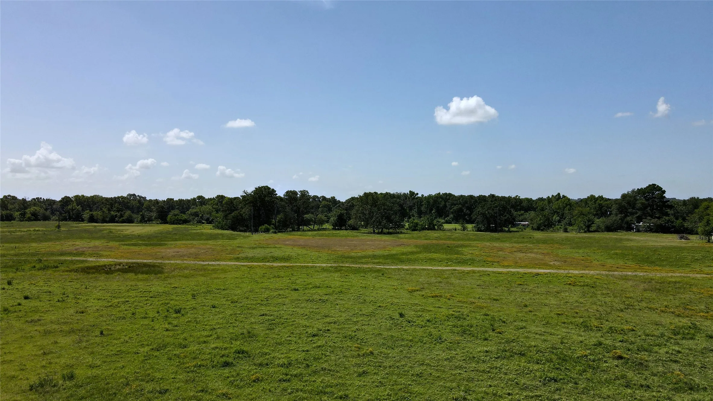 Single Family Residence For Sale in Henderson County , 10142 FM 773, Murchison, Texas 75778, 2 Bedroom, 2 Bathroom, Garage spaces, 1,154 Sqft, built in 0, Price $465,000, mls#20507544, Real Estate Agent in Murchison, Homes For Sale in Henderson county, Homes For Sale in Murchison, Realtor in Murchison Texas, Real Estate Brokerage Independent Realty Texas, Luminita Cordes Realtor