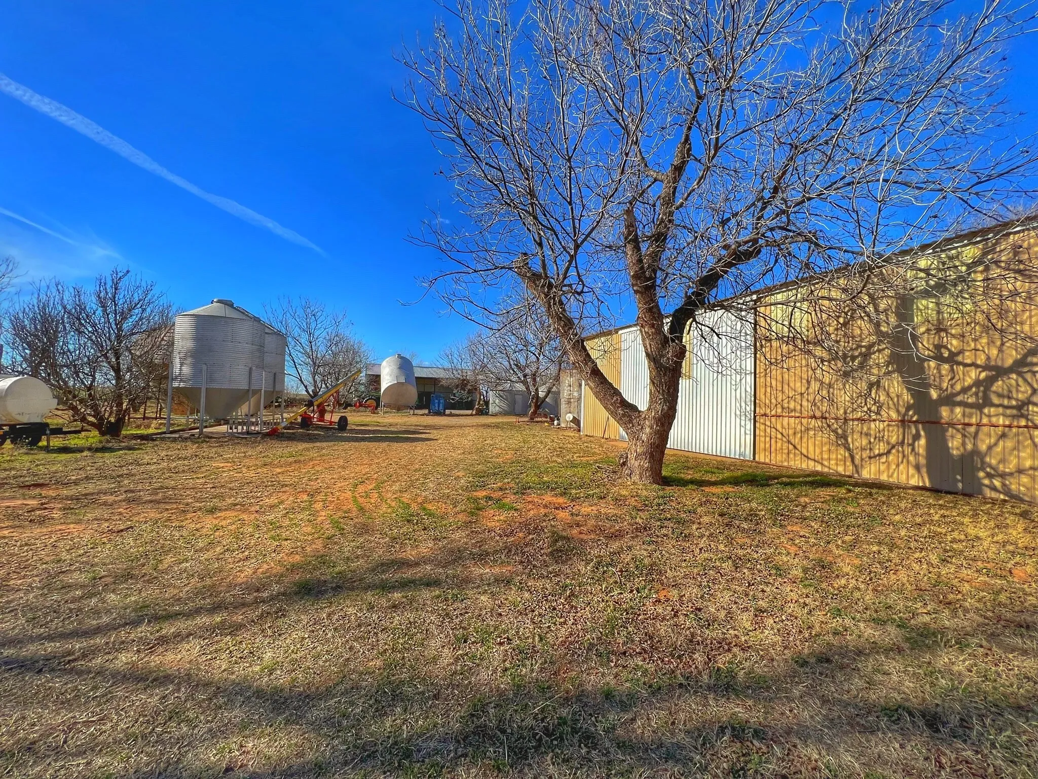 Farm For Sale in Wilbarger County , 10157 N CR 129, Harrold, Texas 76364, 2 Bedrooms, 1 Bathroom, Garage spaces, 0 Sqft, built in 0, Price $5,400,000, mls#20529597, Real Estate Agent in Harrold, Homes For Sale in Wilbarger county, Homes For Sale in Harrold, Realtor in Harrold Texas, Real Estate Brokerage Independent Realty Texas, Luminita Cordes Realtor