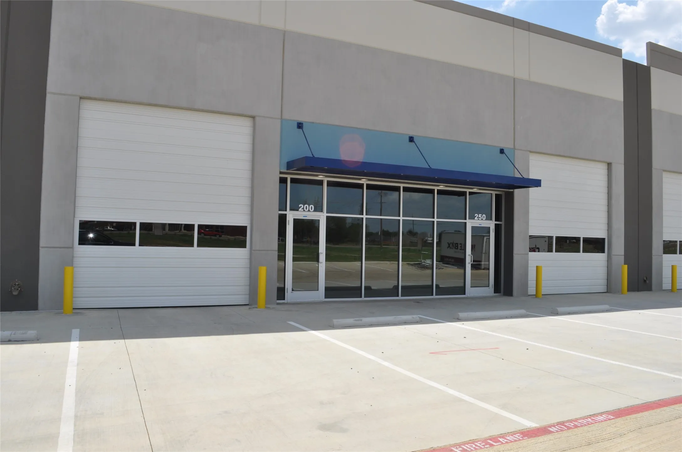 Warehouse For Rent in Denton County , 550 W Round Grove Road, Lewisville, Texas 75067, 0, 0, Garage spaces, 0 Sqft, built in 2023, New Construction - Incomplete, mls#20545244, Real Estate Agent in Lewisville, Homes For Rent in Denton county, Homes For Rent in Lewisville, Realtor in Lewisville Texas, Real Estate Brokerage Independent Realty Texas, Luminita Cordes Realtor