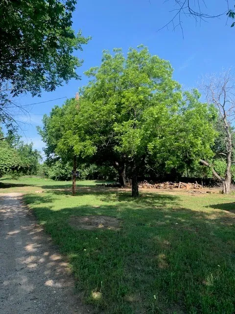 Unimproved Land For Sale in Tarrant County , 833 Boyd Road, Azle, Texas 76020, 0, 0, Garage spaces, 0 Sqft, built in 1958, mls#20546225, Real Estate Agent in Azle, Homes For Sale in Tarrant county, Homes For Sale in Azle, Realtor in Azle Texas, Real Estate Brokerage Independent Realty Texas, Luminita Cordes Realtor