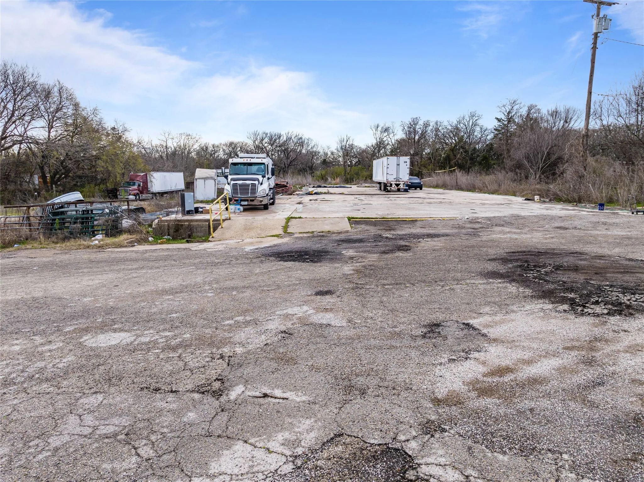 Unimproved Land For Sale in Dallas County , 9105 C F Hawn Freeway, Dallas, Texas 75217, 0, 0, Garage spaces, 0 Sqft, built in 1957, Preowned, mls#20549869, Real Estate Agent in Dallas, Homes For Sale in Dallas county, Homes For Sale in Dallas, Realtor in Dallas Texas, Real Estate Brokerage Independent Realty Texas, Luminita Cordes Realtor