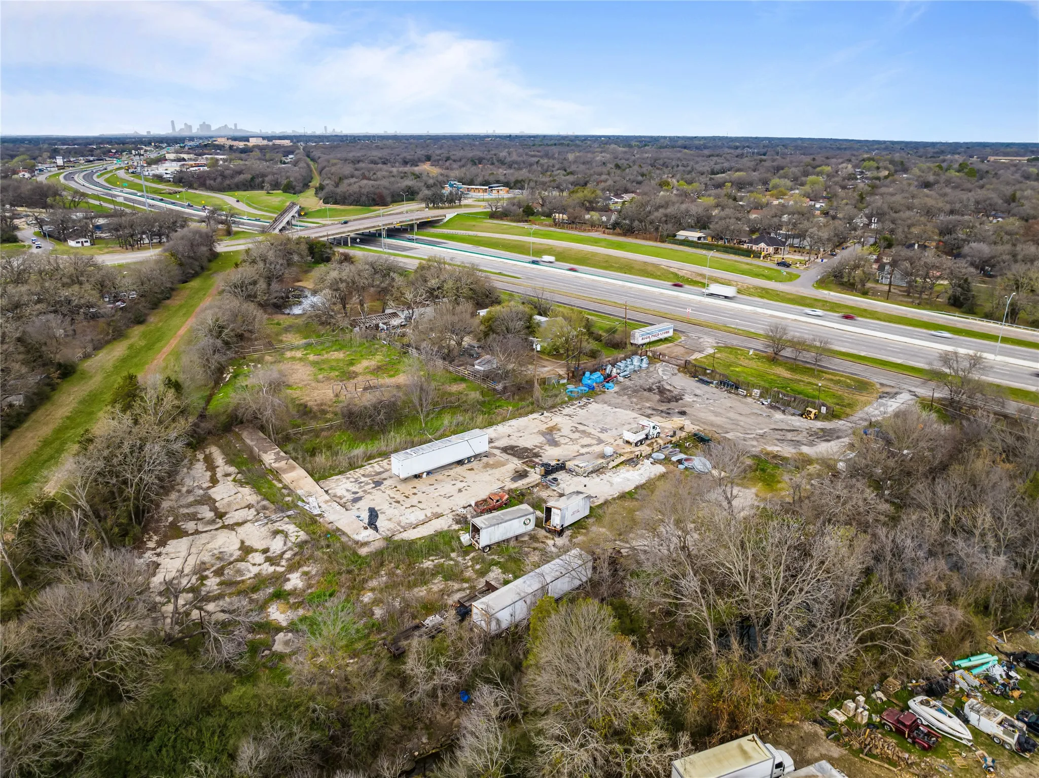 Unimproved Land For Sale in Dallas County , 9105 C F Hawn Freeway, Dallas, Texas 75217, 0, 0, Garage spaces, 0 Sqft, built in 1957, Preowned, mls#20549869, Real Estate Agent in Dallas, Homes For Sale in Dallas county, Homes For Sale in Dallas, Realtor in Dallas Texas, Real Estate Brokerage Independent Realty Texas, Luminita Cordes Realtor