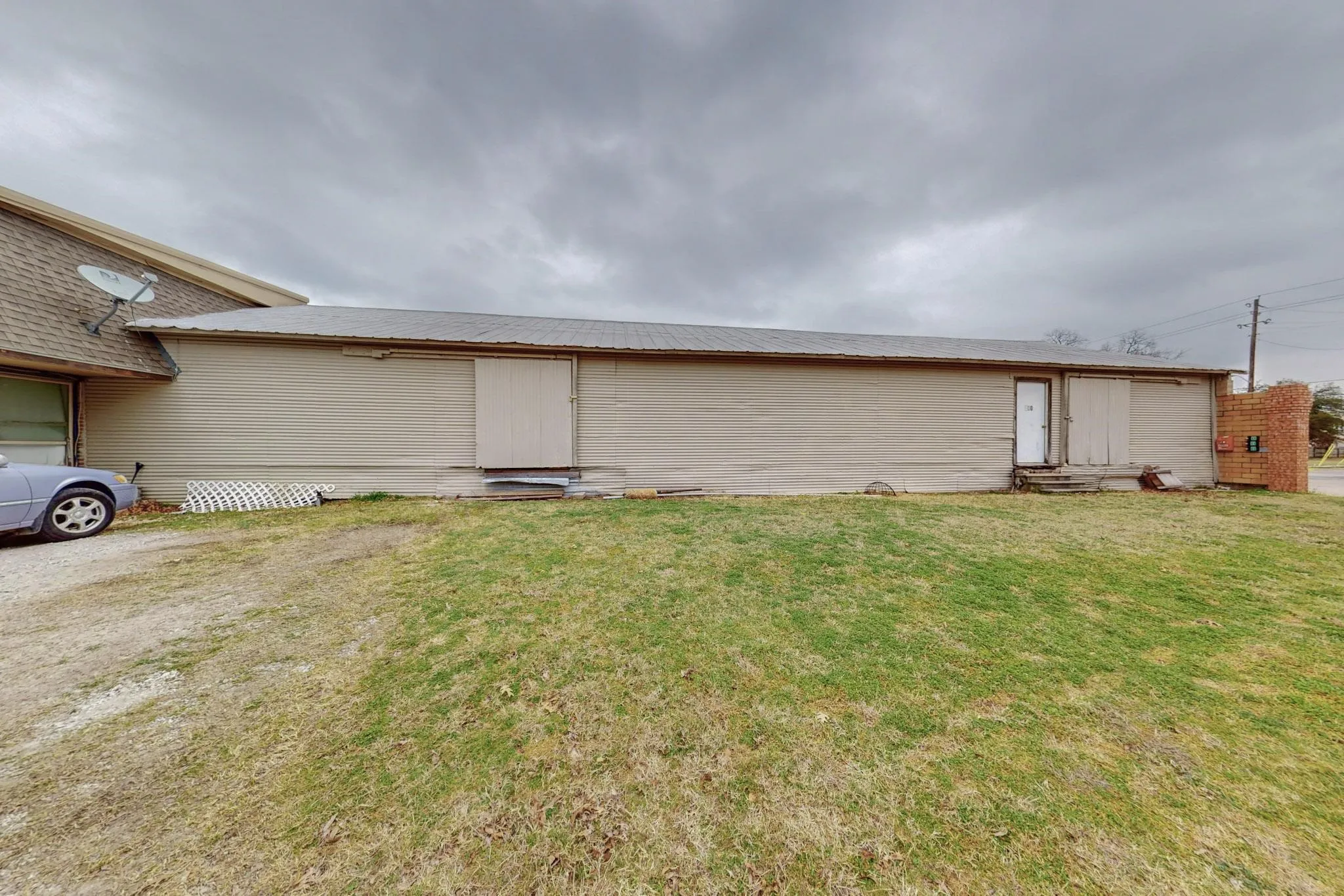 Warehouse For Rent in Cooke County , 517 E Broadway Street A, Gainesville, Texas 76240, 0, 0, Garage spaces, 0 Sqft, built in 1970, Preowned, Price $240, mls#20550841, Real Estate Agent in Gainesville, Homes For Rent in Cooke county, Homes For Rent in Gainesville, Realtor in Gainesville Texas, Real Estate Brokerage Independent Realty Texas, Luminita Cordes Realtor