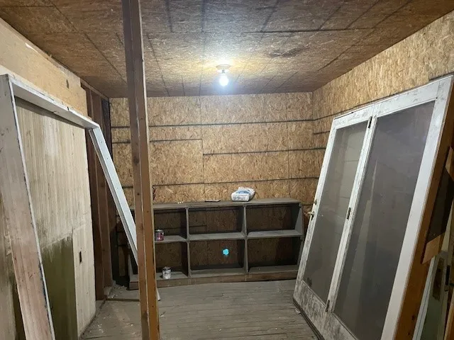 Warehouse For Rent in Cooke County , 517 E Broadway Street A, Gainesville, Texas 76240, 0, 0, Garage spaces, 0 Sqft, built in 1970, Preowned, Price $240, mls#20550841, Real Estate Agent in Gainesville, Homes For Rent in Cooke county, Homes For Rent in Gainesville, Realtor in Gainesville Texas, Real Estate Brokerage Independent Realty Texas, Luminita Cordes Realtor