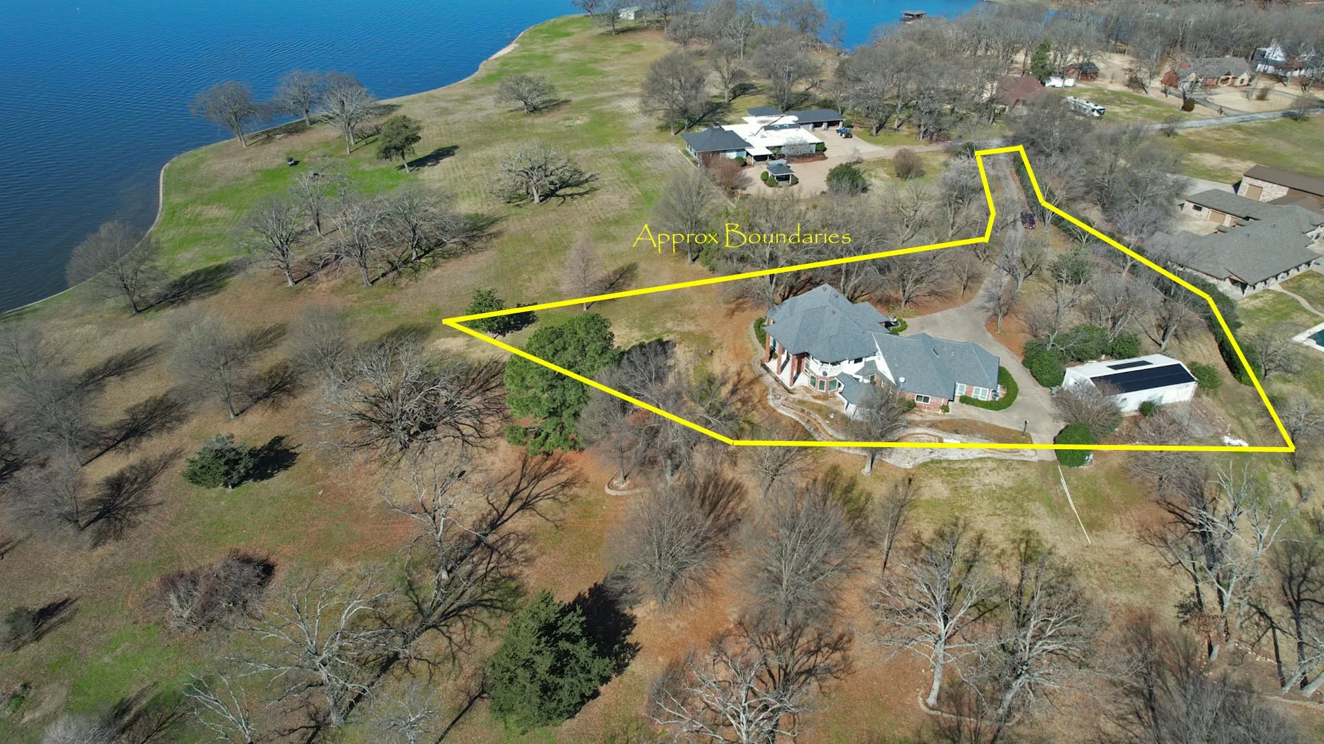Single Family Residence For Sale in Wood County , 497 Private Road 5975, Yantis, Texas 75497, 4 Bedroom, 5 Bathroom, 4 Garage spaces, 3,814 Sqft, built in 1995, Preowned, mls#20525637, Real Estate Agent in Yantis, Homes For Sale in Wood county, Homes For Sale in Yantis, Realtor in Yantis Texas, Real Estate Brokerage Independent Realty Texas, Luminita Cordes Realtor