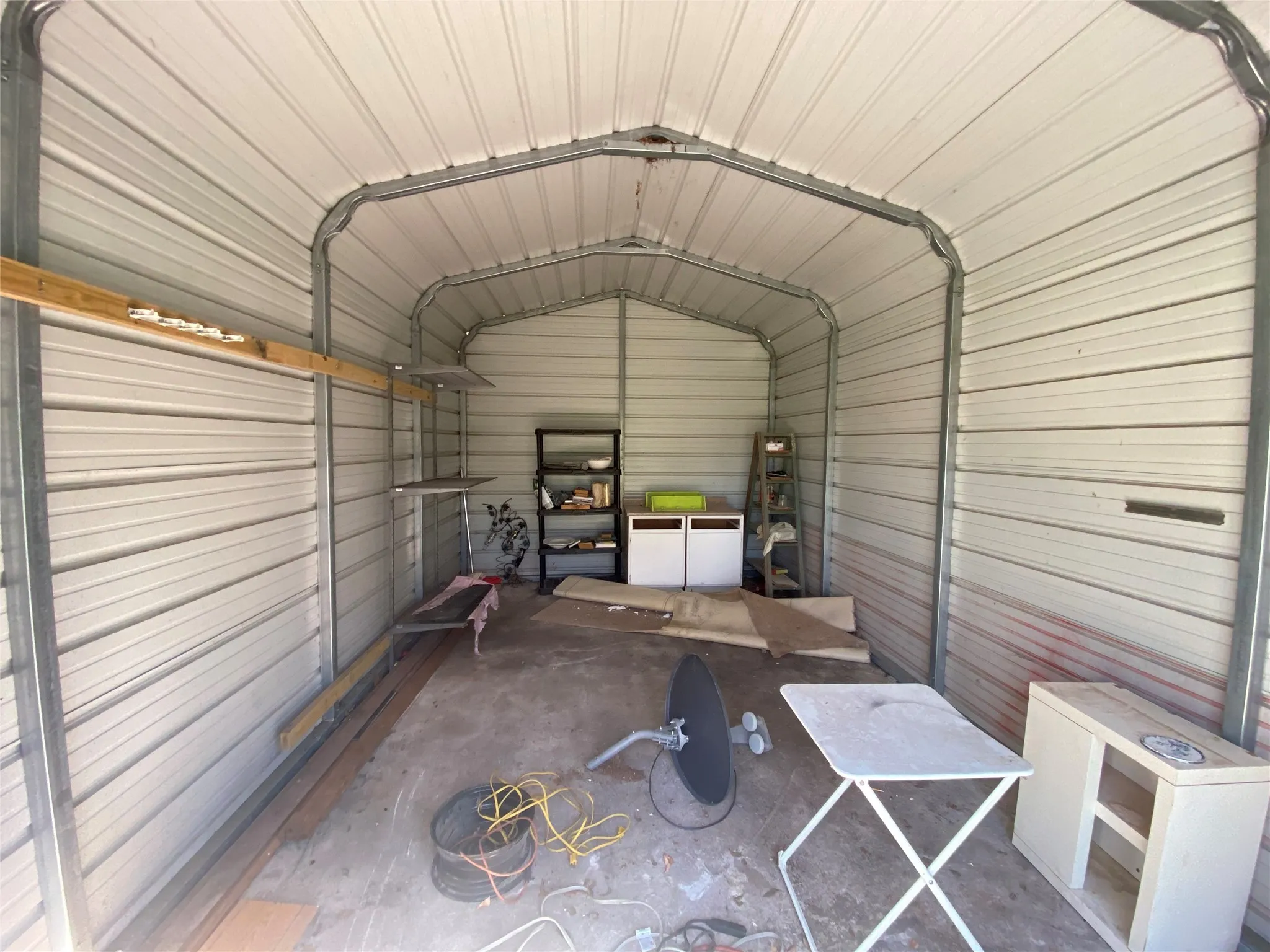 Single Family Residence For Sale in Fannin County , 909 W 10th Street, Bonham, Texas 75418, 3 Bedroom, 2 Bathroom, Garage spaces, 1,609 Sqft, built in 1925, mls#20557640, Real Estate Agent in Bonham, Homes For Sale in Fannin county, Homes For Sale in Bonham, Realtor in Bonham Texas, Real Estate Brokerage Independent Realty Texas, Luminita Cordes Realtor