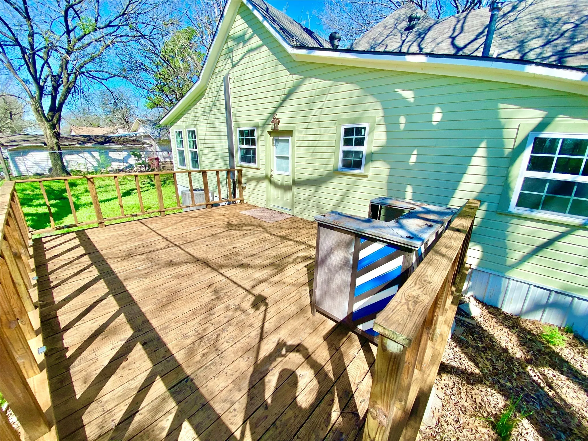 Single Family Residence For Sale in Fannin County , 909 W 10th Street, Bonham, Texas 75418, 3 Bedroom, 2 Bathroom, Garage spaces, 1,609 Sqft, built in 1925, mls#20557640, Real Estate Agent in Bonham, Homes For Sale in Fannin county, Homes For Sale in Bonham, Realtor in Bonham Texas, Real Estate Brokerage Independent Realty Texas, Luminita Cordes Realtor