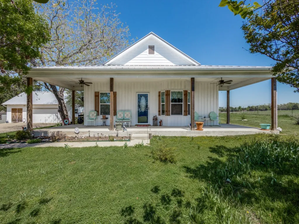Ranch style home