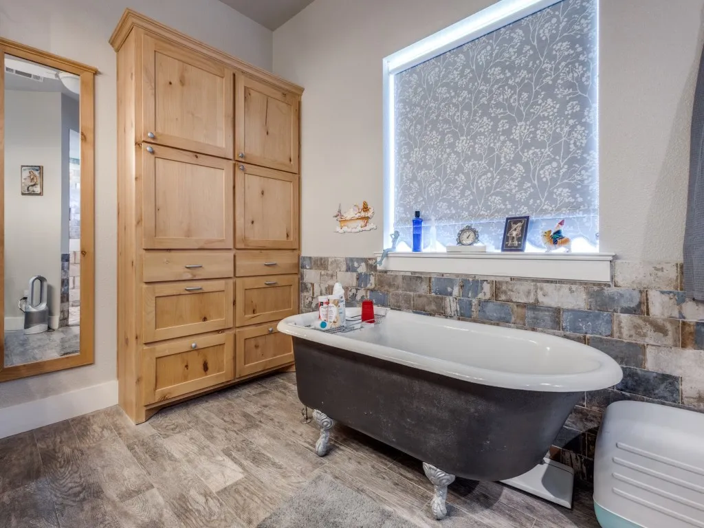 Bathroom with  wood-style floors