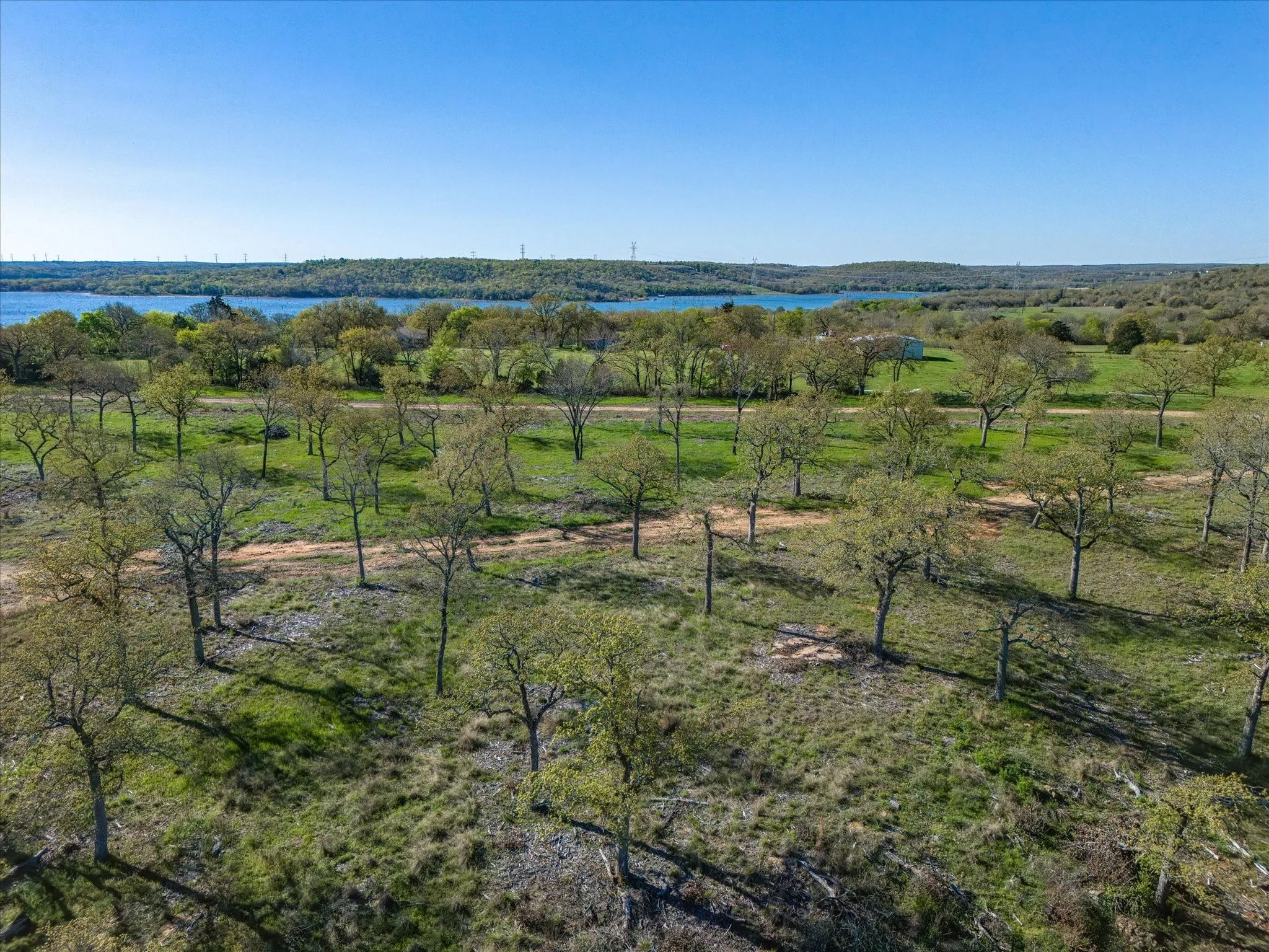 Bird's eye view featuring a rural view and a water view