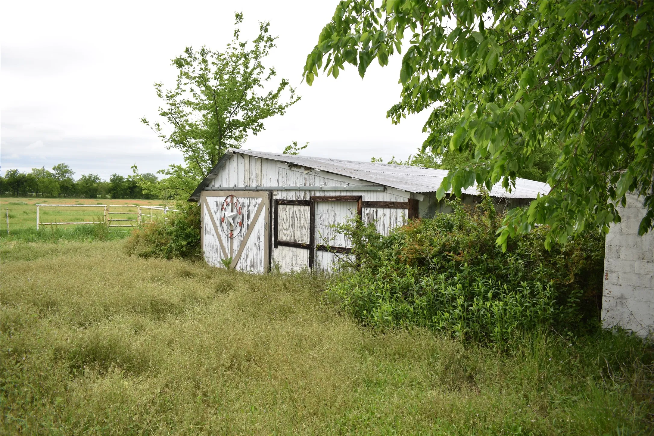 Improved Land For Sale in Denton County , 3094 Fm 428 W, Aubrey, Texas 76227, 0, 0, Garage spaces, 0 Sqft, built in 1972, Price $1,500,000, mls#20582598, Real Estate Agent in Aubrey, Homes For Sale in Denton county, Homes For Sale in Aubrey, Realtor in Aubrey Texas, Real Estate Brokerage Independent Realty Texas, Luminita Cordes Realtor