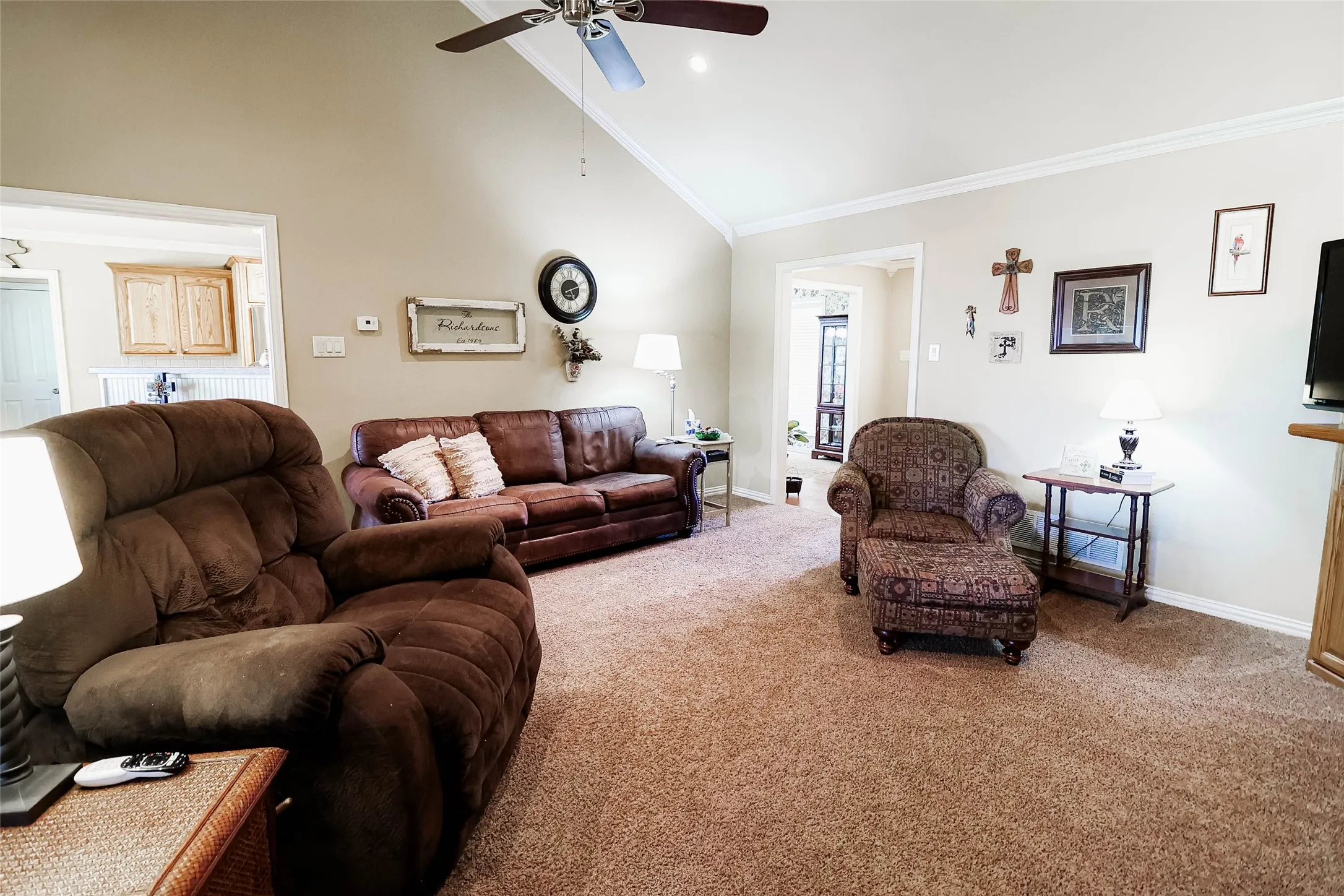 Farm For Sale in Fannin County , 679 County Road 1465, Bonham, Texas 75418, 3 Bedroom, 2 Bathroom, Garage spaces, 1,900 Sqft, built in 2001, Unknown, mls#20584448, Real Estate Agent in Bonham, Homes For Sale in Fannin county, Homes For Sale in Bonham, Realtor in Bonham Texas, Real Estate Brokerage Independent Realty Texas, Luminita Cordes Realtor