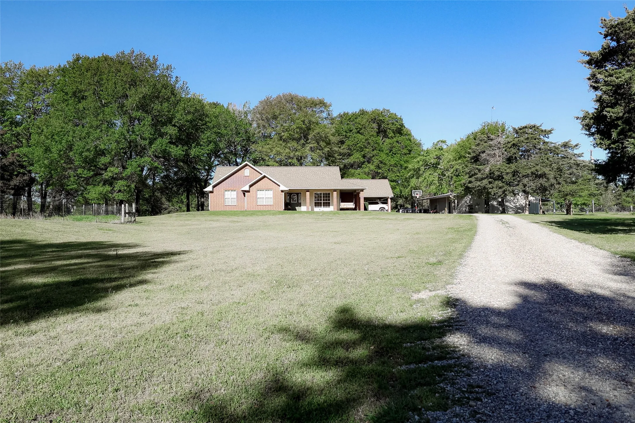 Farm For Sale in Fannin County , 679 County Road 1465, Bonham, Texas 75418, 3 Bedroom, 2 Bathroom, Garage spaces, 1,900 Sqft, built in 2001, Unknown, mls#20584448, Real Estate Agent in Bonham, Homes For Sale in Fannin county, Homes For Sale in Bonham, Realtor in Bonham Texas, Real Estate Brokerage Independent Realty Texas, Luminita Cordes Realtor