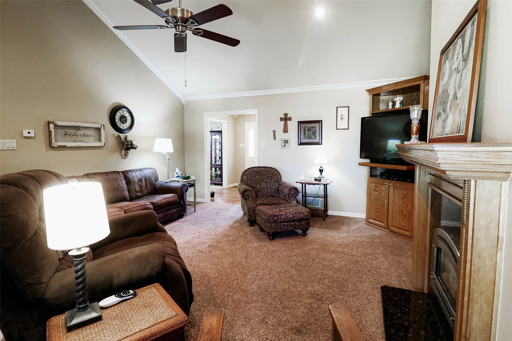 Farm For Sale in Fannin County , 679 County Road 1465, Bonham, Texas 75418, 3 Bedroom, 2 Bathroom, Garage spaces, 1,900 Sqft, built in 2001, Unknown, mls#20584448, Real Estate Agent in Bonham, Homes For Sale in Fannin county, Homes For Sale in Bonham, Realtor in Bonham Texas, Real Estate Brokerage Independent Realty Texas, Luminita Cordes Realtor