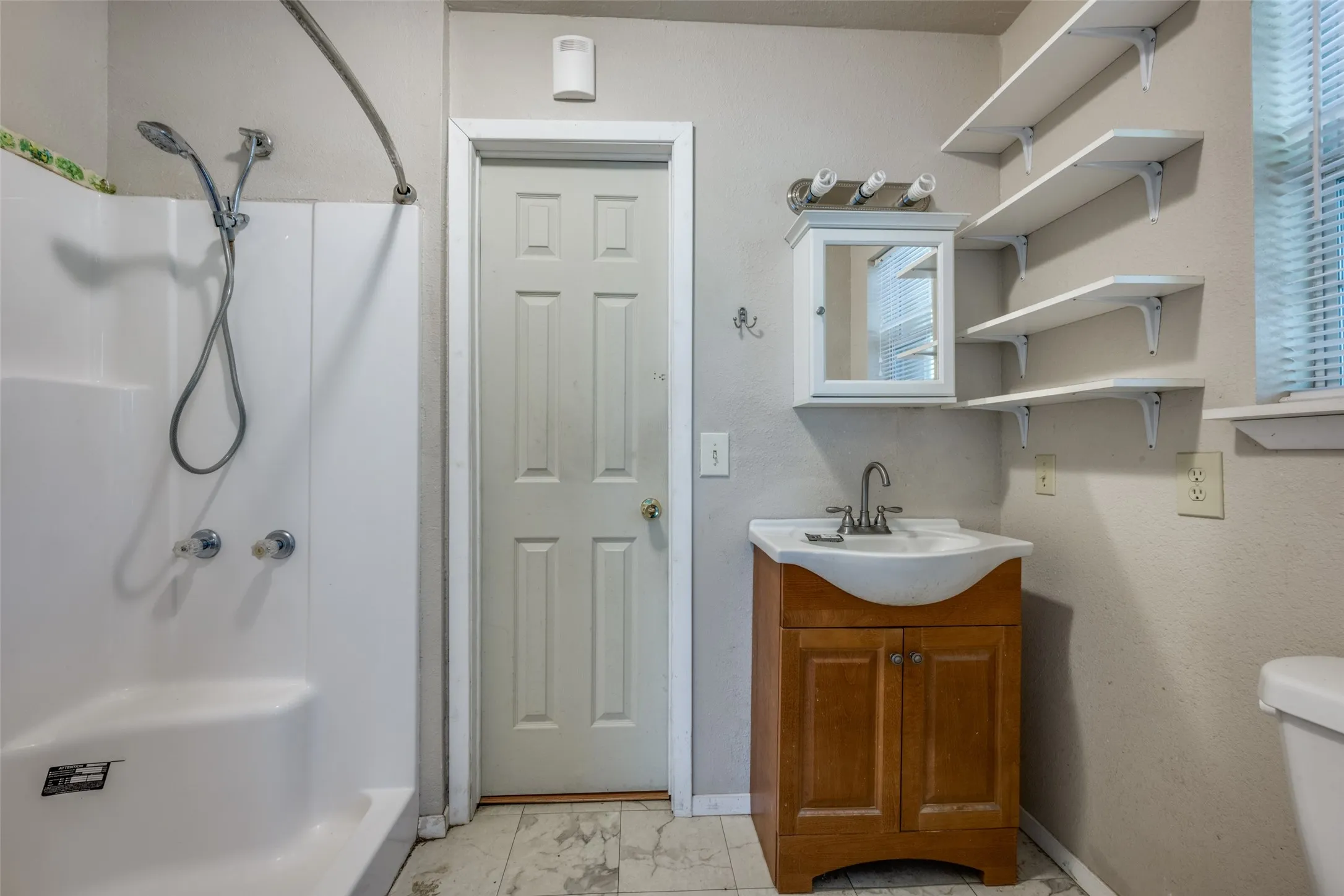 Your guests may never want to leave their private space!