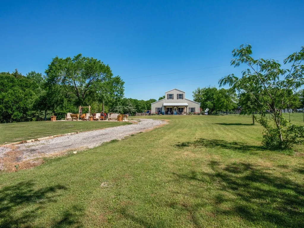 Front yard from County Road 413