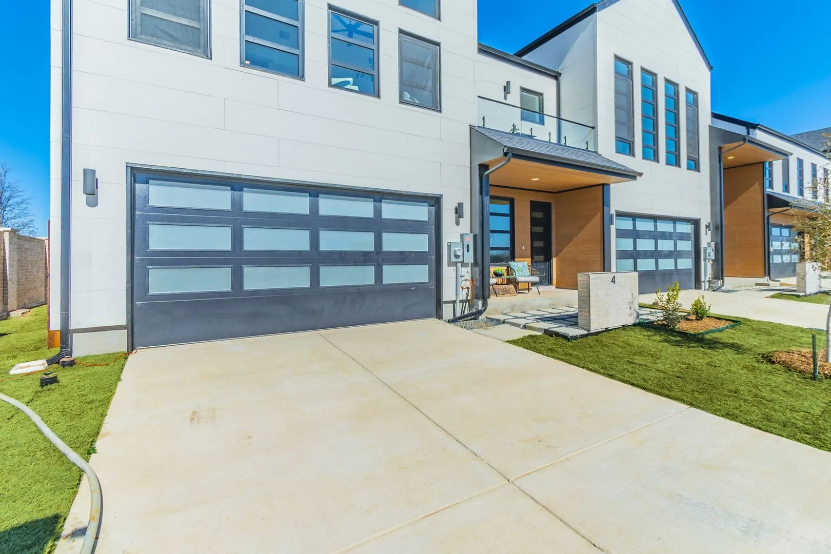 21-web-or-mls-1434 mars21