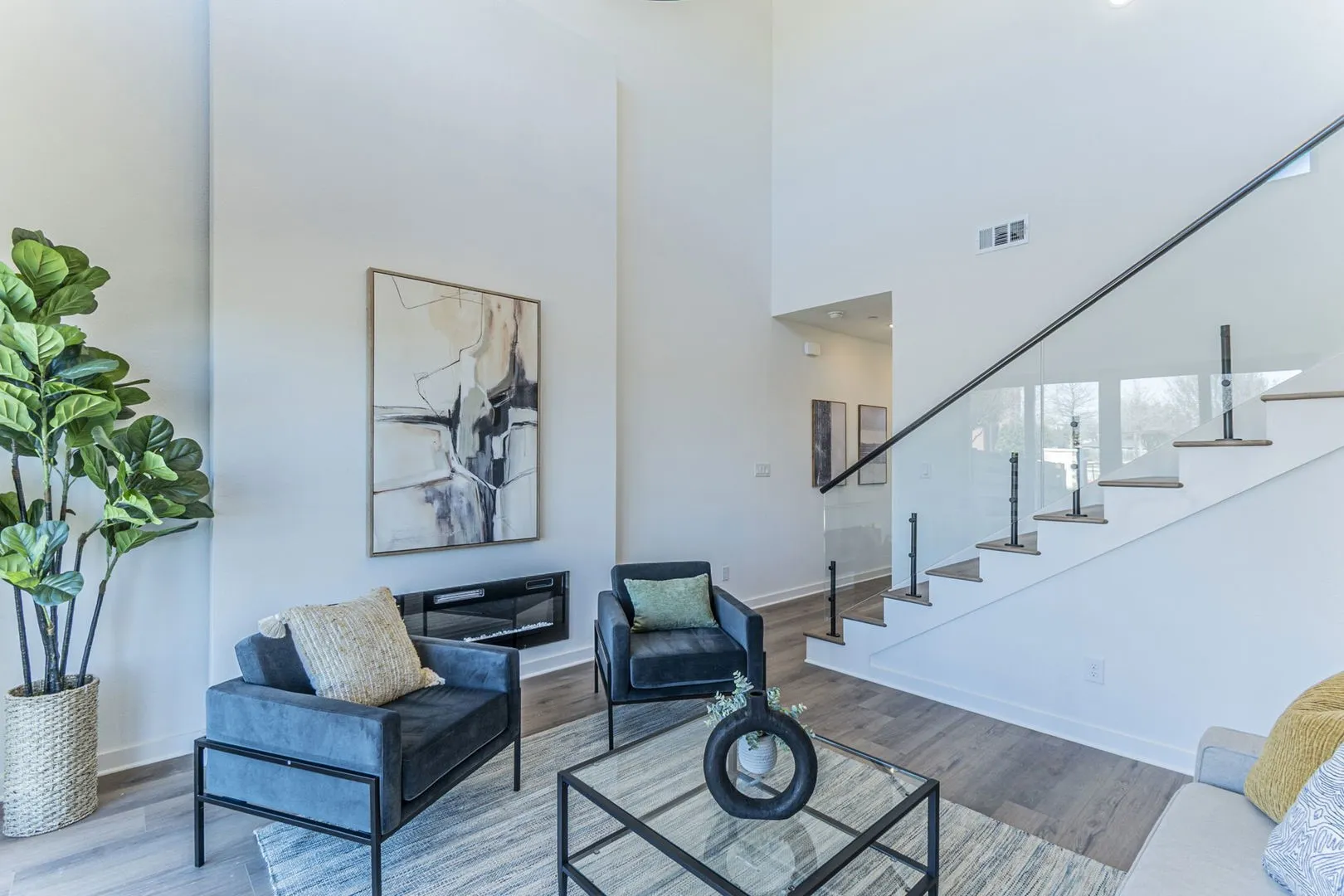 4-web-or-mls-1434 mars04